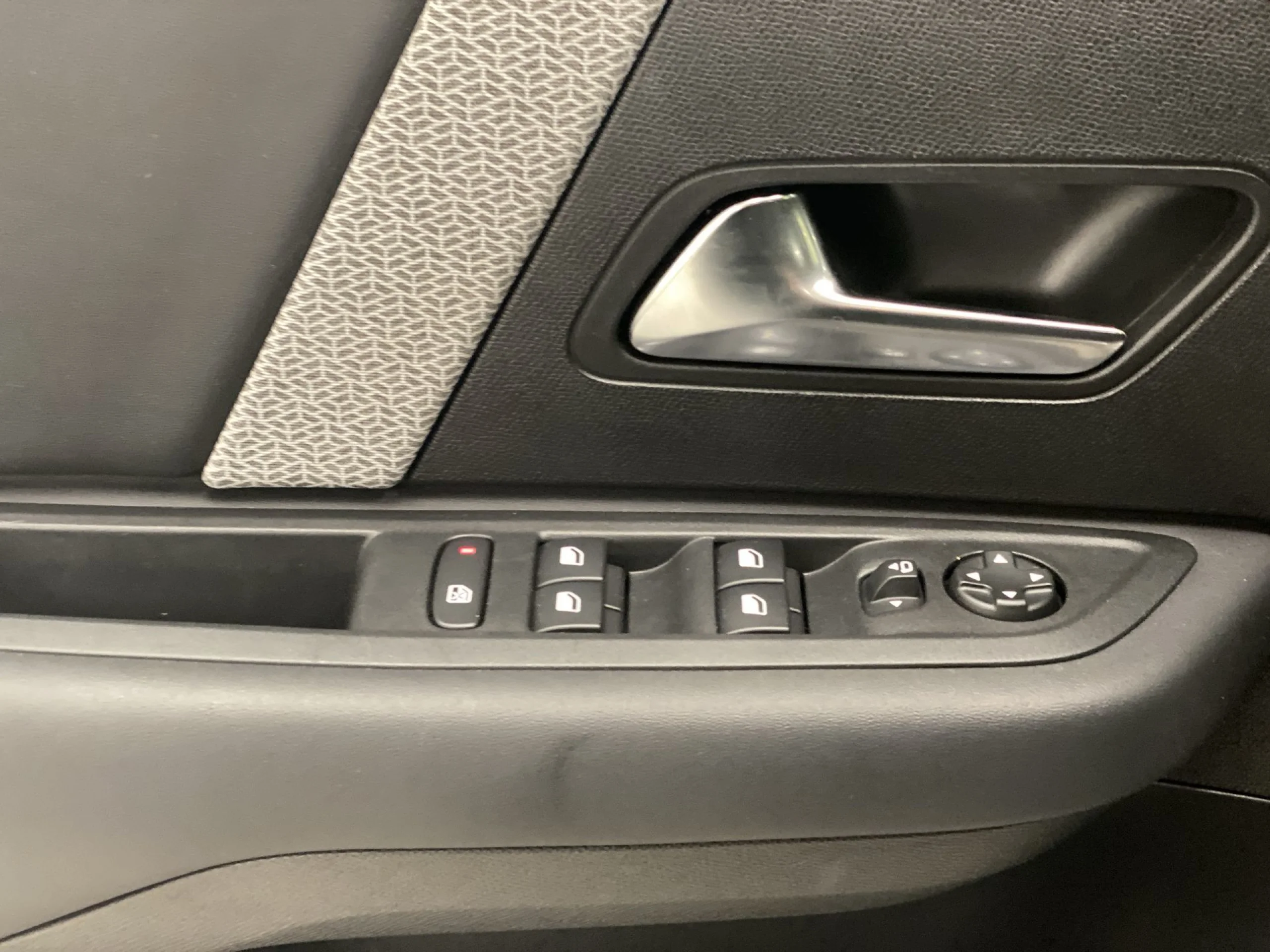 Citroen C4 BlueHDi 110 SANDS Feel Pack 81 kW (110 CV) - Foto 10