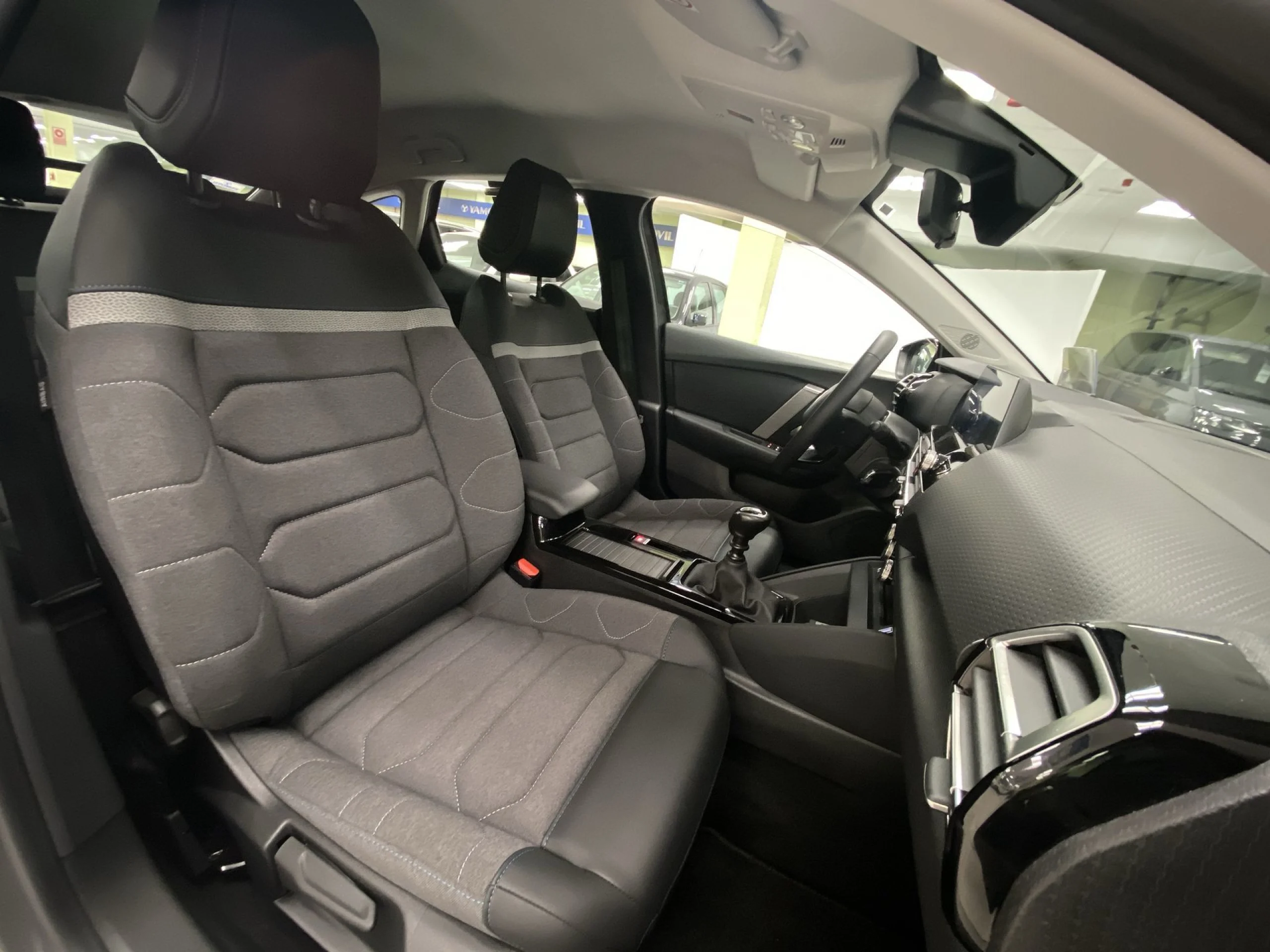 Citroen C4 BlueHDi 110 SANDS Feel Pack 81 kW (110 CV) - Foto 21