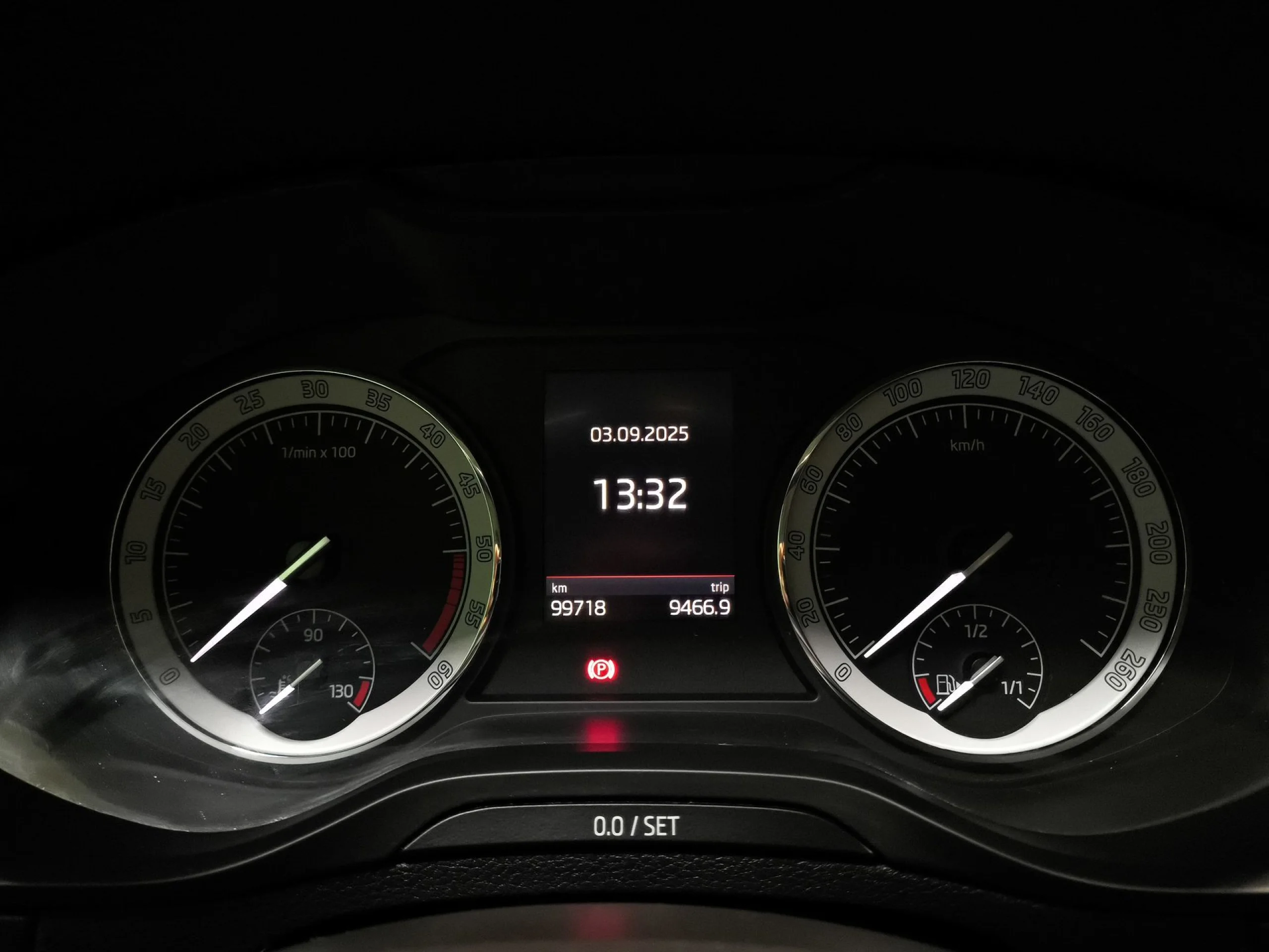 Skoda Karoq 1.6 TDI Ambition 85 kW (115 CV) - Foto 19