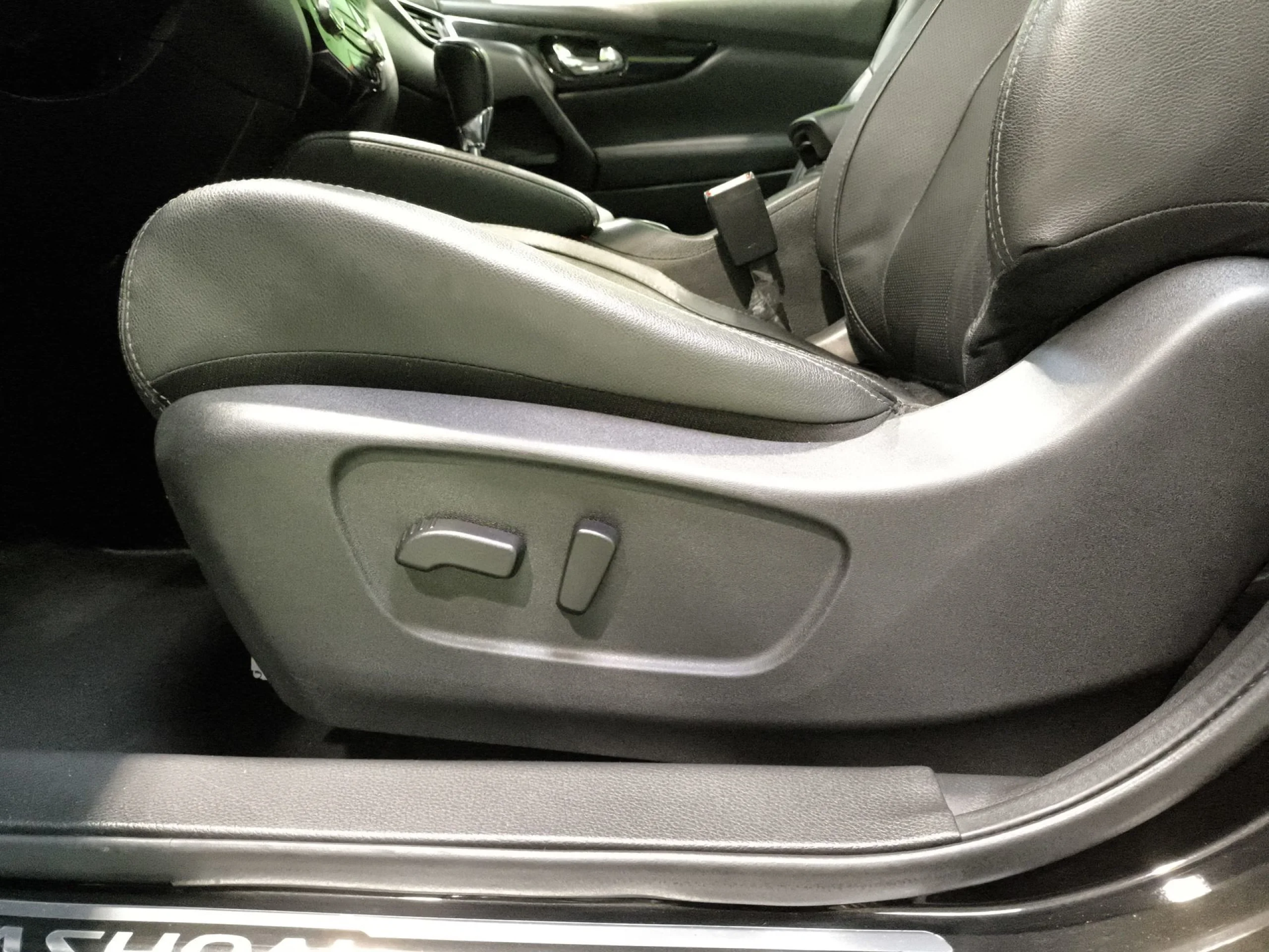 Nissan Qashqai dCi 130 Tekna 4x2 XTronic 96 kW (130 CV) - Foto 9