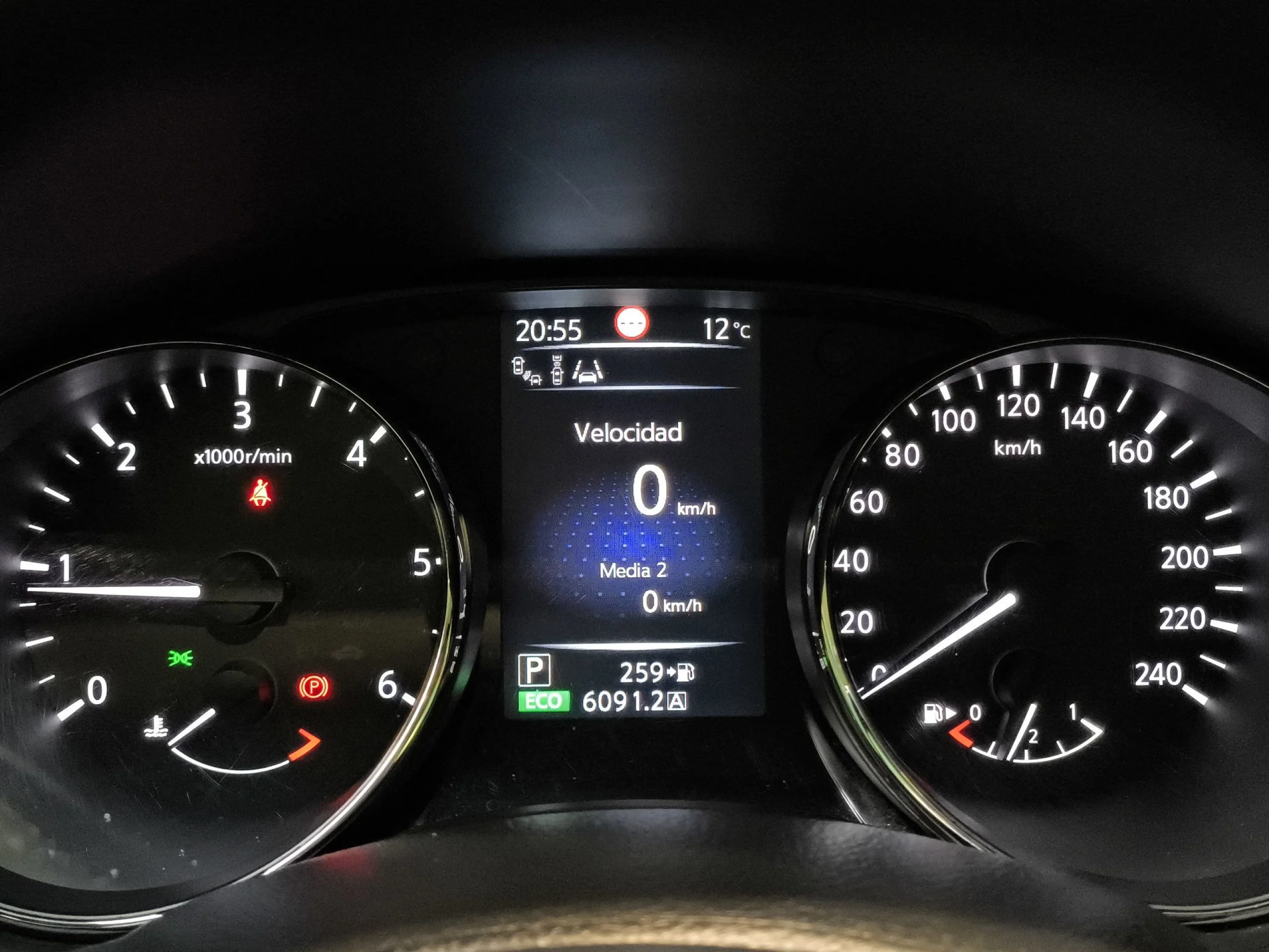 Nissan Qashqai dCi 130 Tekna 4x2 XTronic 96 kW (130 CV) - Foto 12