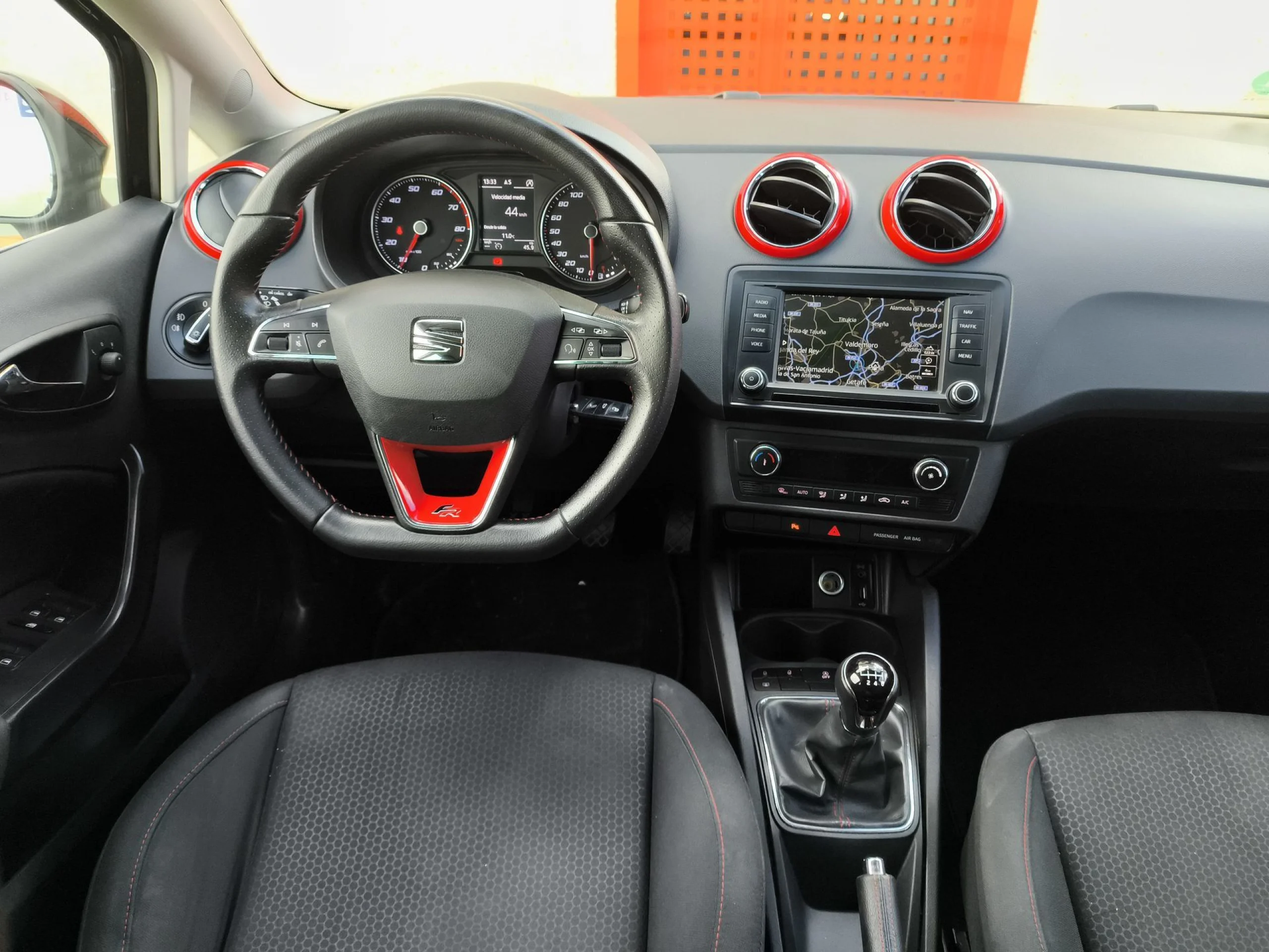 Seat Ibiza 1.0 TSI SANDS FR 81 kW (110 CV) - Foto 17