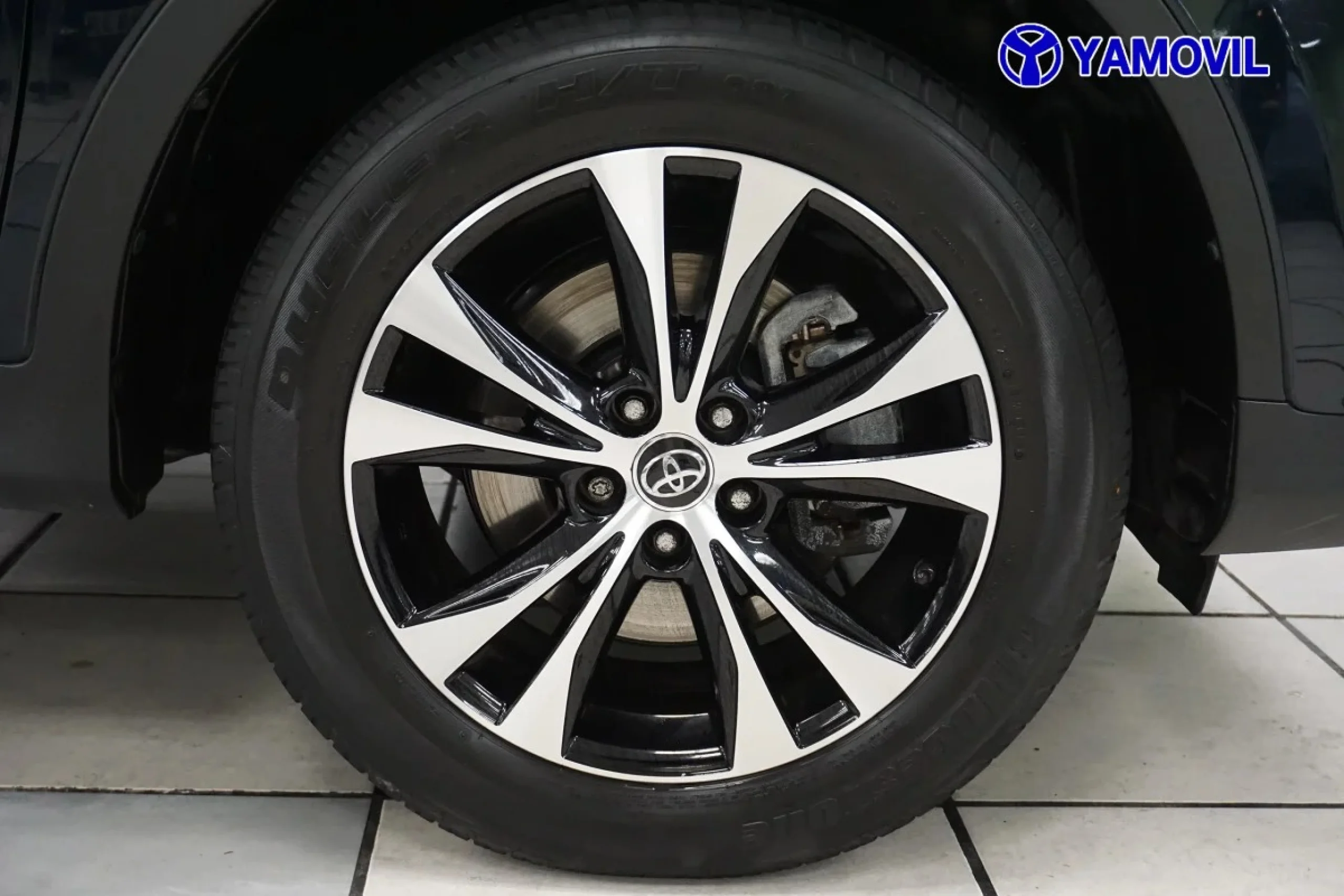 Toyota Rav4 120D Advance 4x2 91 kW (124 CV) - Foto 9