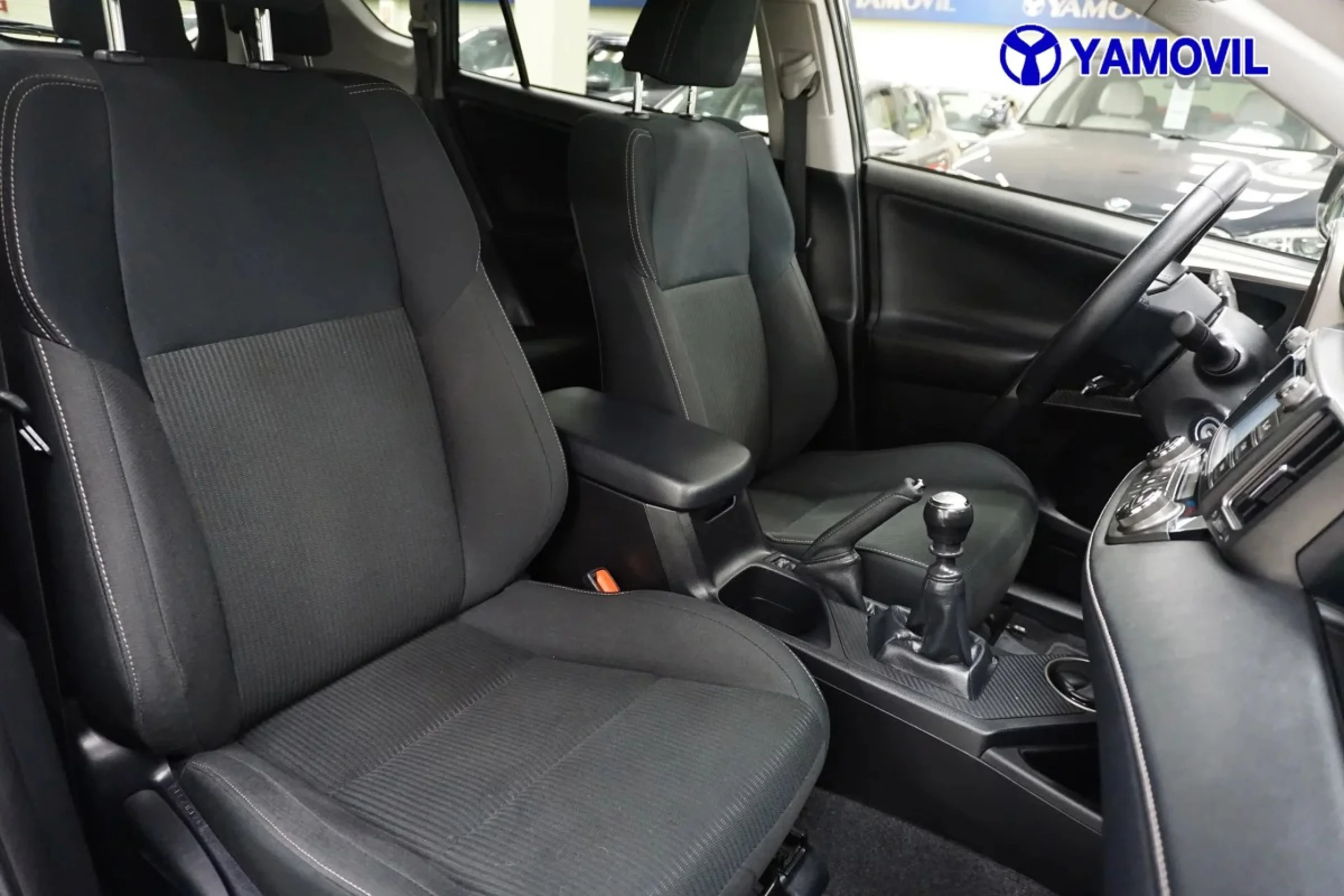 Toyota Rav4 120D Advance 4x2 91 kW (124 CV) - Foto 15
