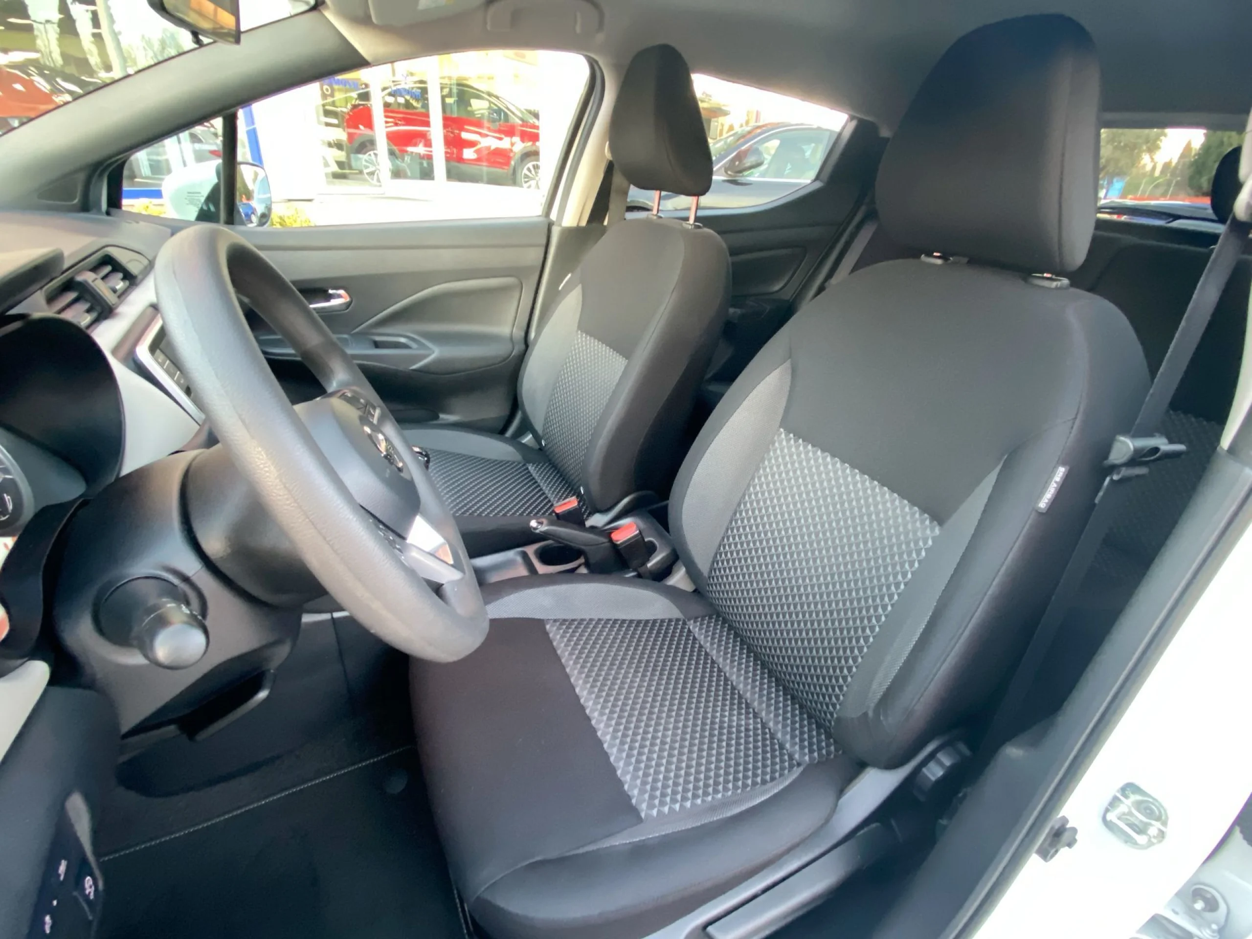Nissan Micra IG-T 100 Acenta 74 kW (100 CV) - Foto 8