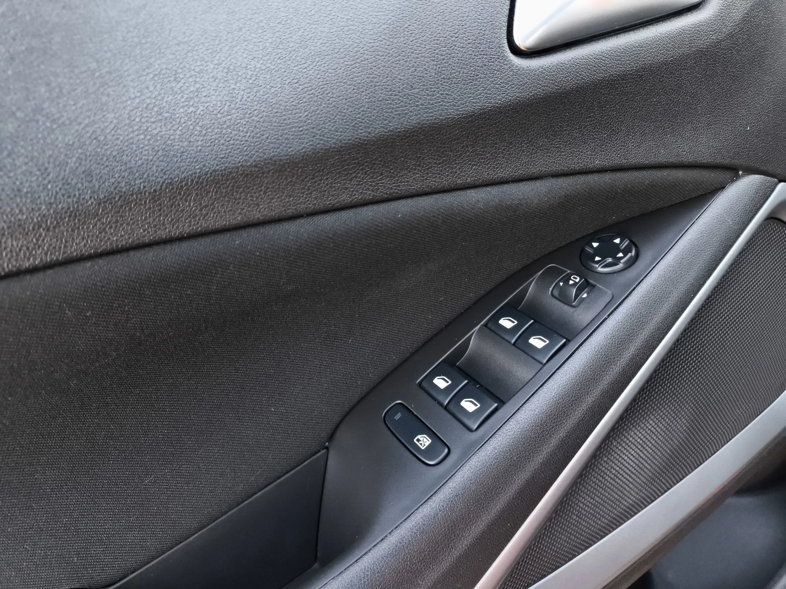 Opel Crossland X 1.2 Turbo Selective 96 kW (130 CV) - Foto 10