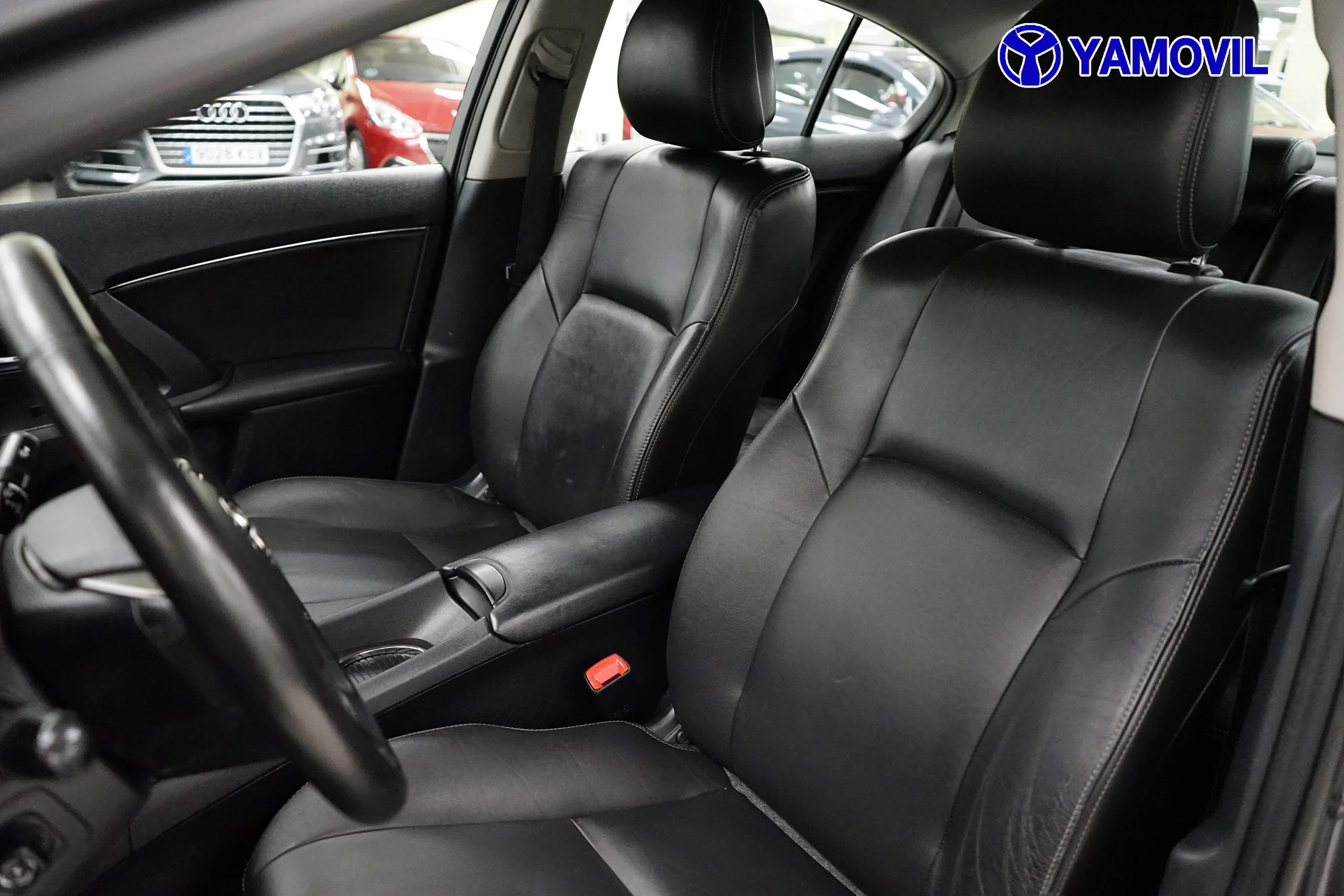 Toyota Avensis 1.8 VVT-i Executive 108 kW (147 CV) - Foto 13