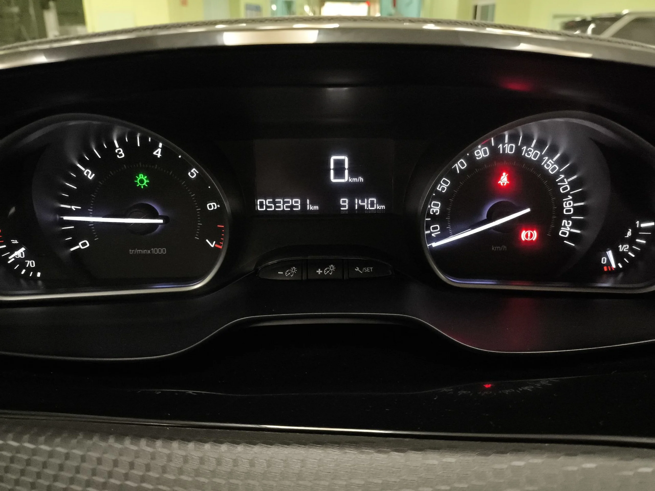 Peugeot 208 PureTech Style 60 kW (82 CV) - Foto 12