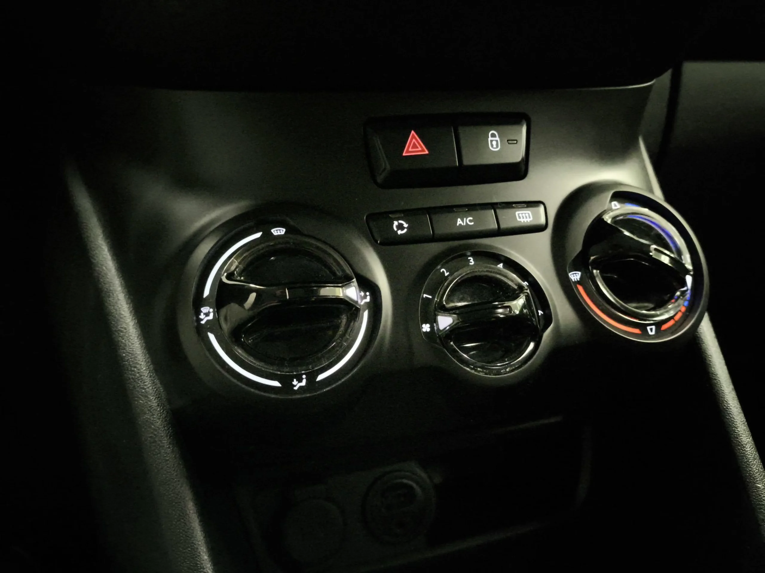 Peugeot 208 PureTech Style 60 kW (82 CV) - Foto 14