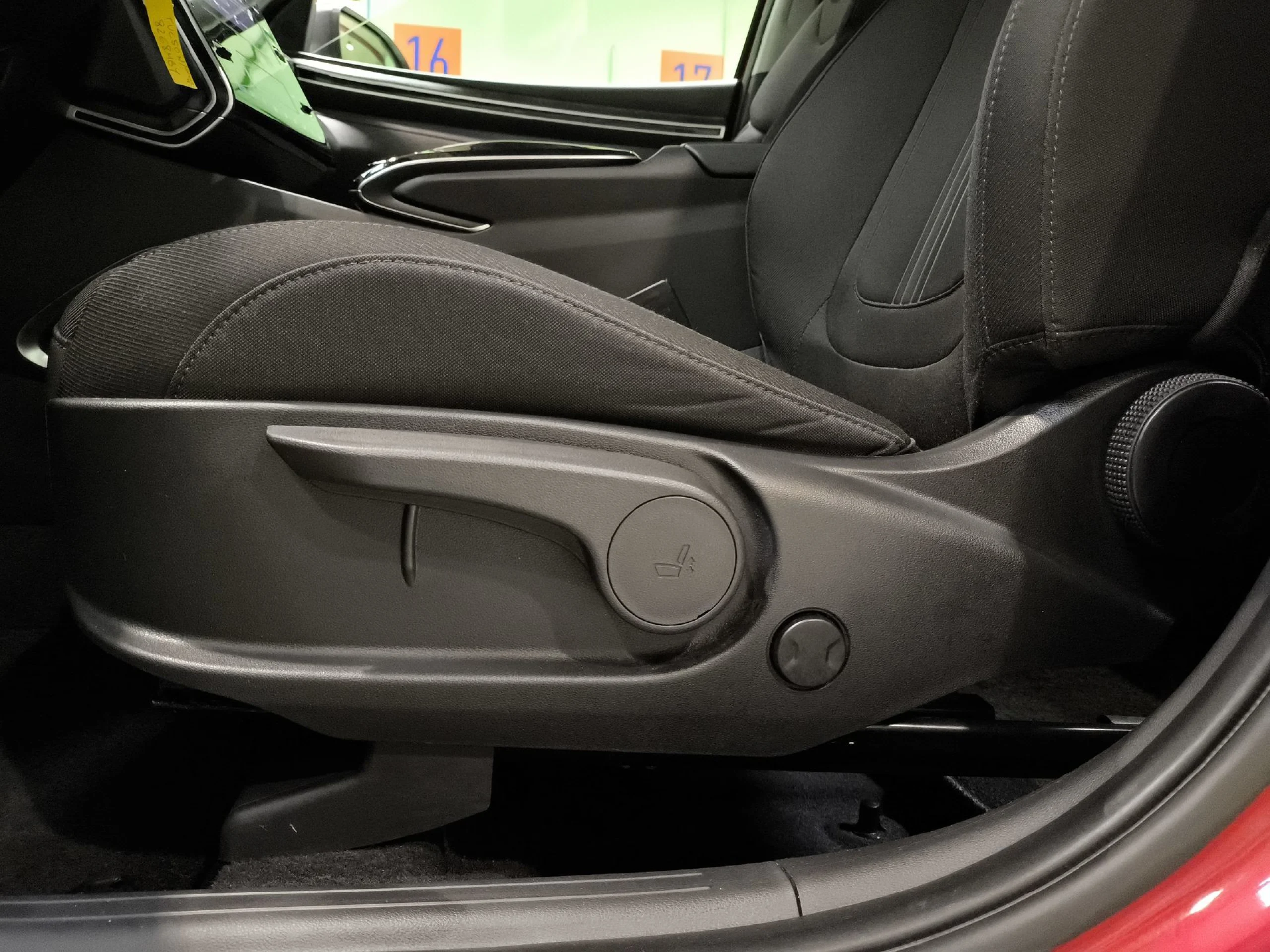 Hyundai Tucson 1.6 TGDI HEV Maxx Auto 169 kW (230 CV) - Foto 12