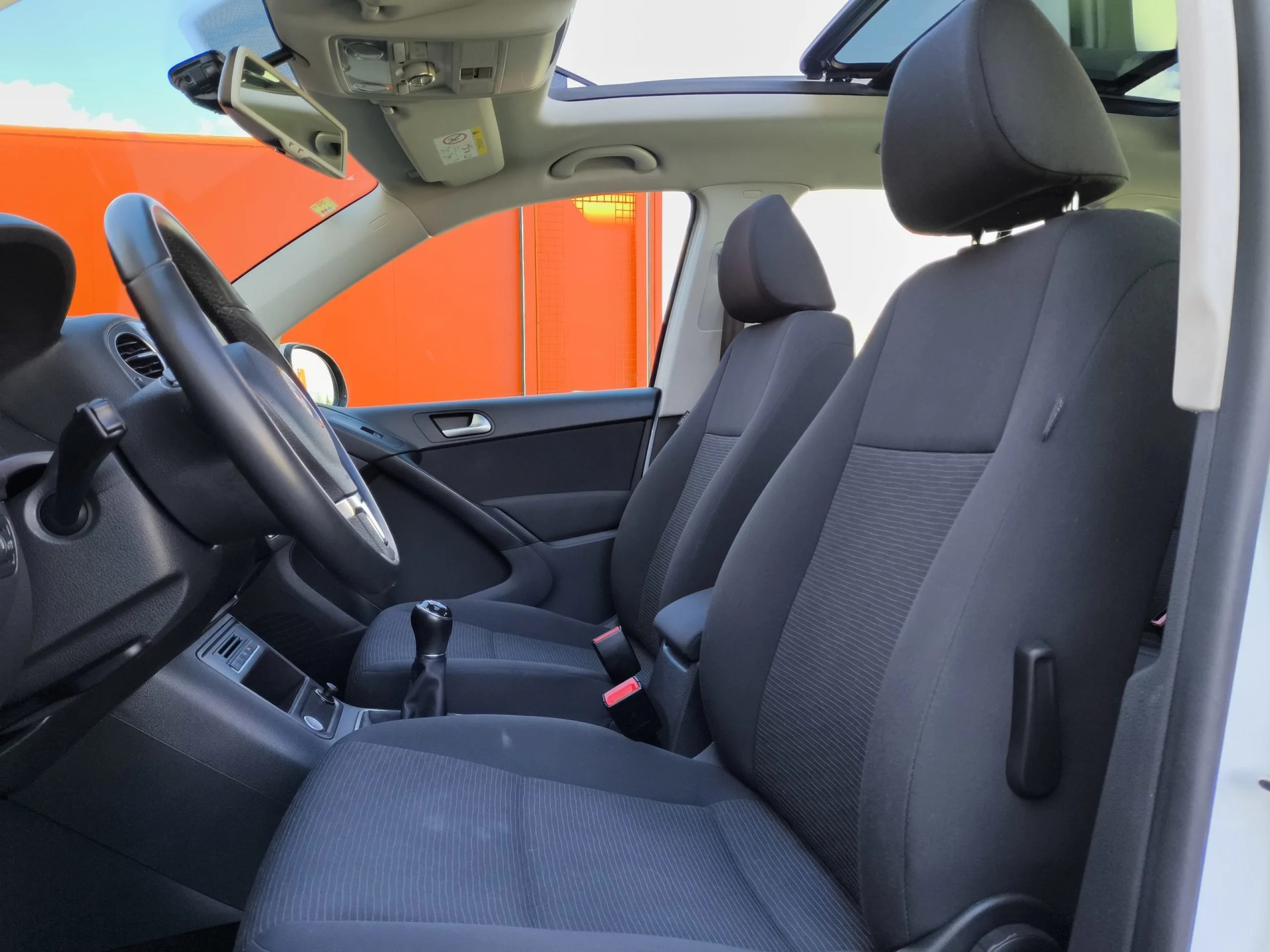 Volkswagen Tiguan T1 2.0 TDI BMT 4x2 81 kW (110 CV) - Foto 11