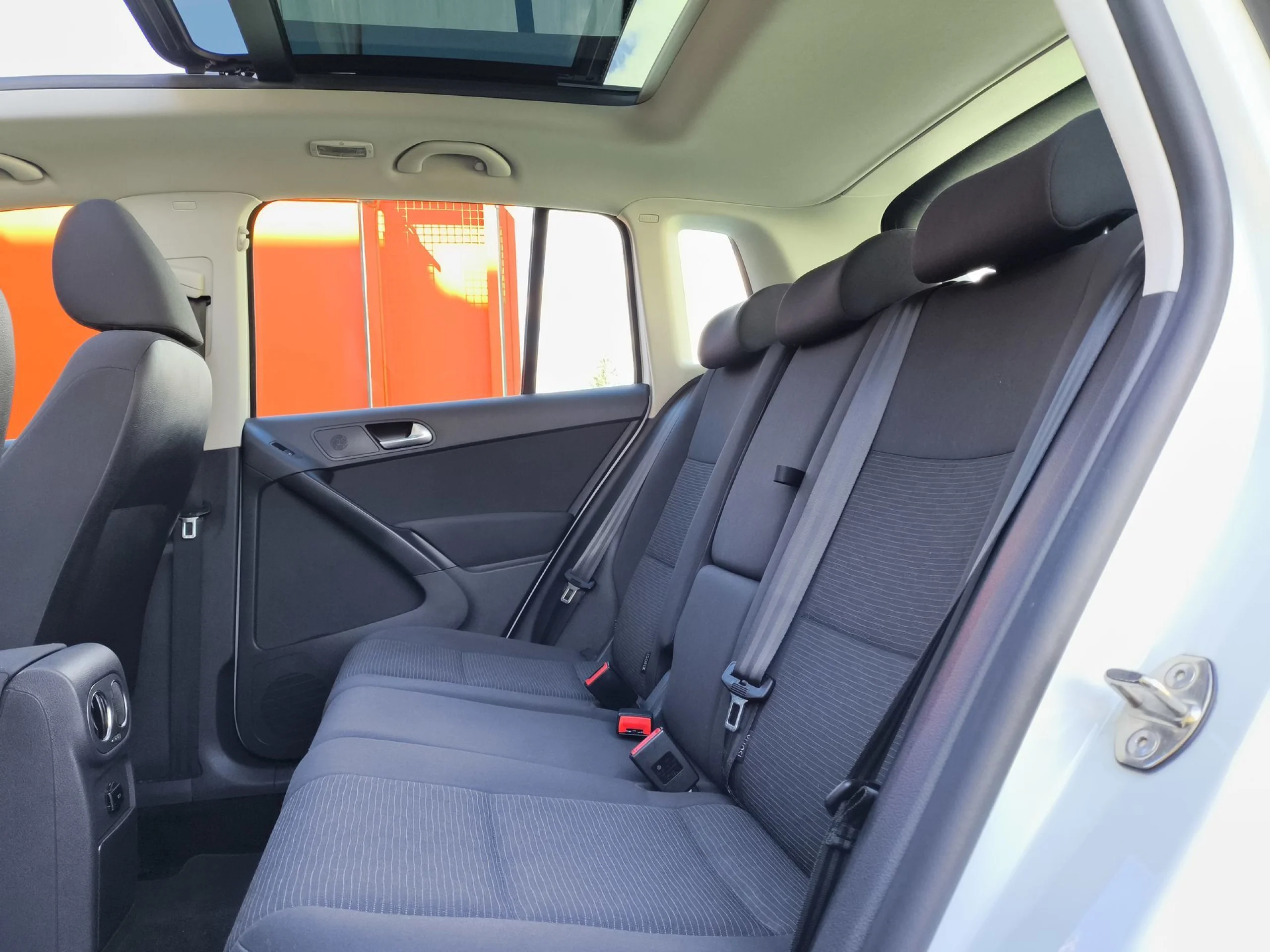 Volkswagen Tiguan T1 2.0 TDI BMT 4x2 81 kW (110 CV) - Foto 22