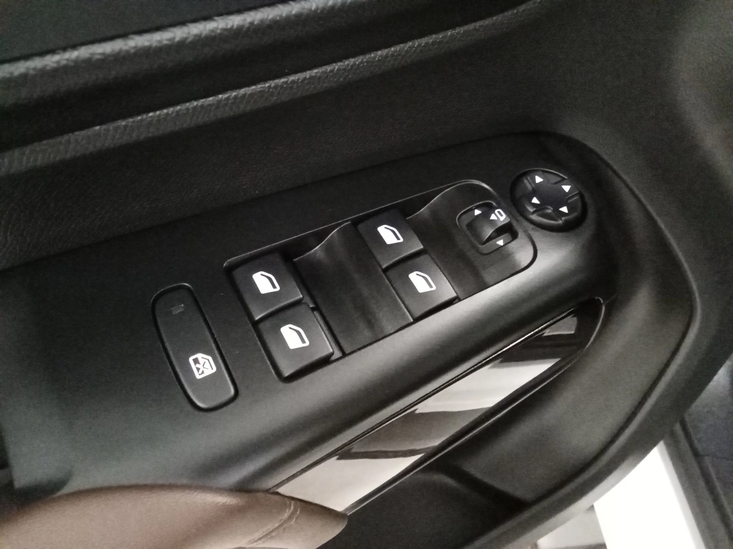 Citroen C5 Aircross PureTech 180 Shine EAT8 133 kW (181 CV) - Foto 10