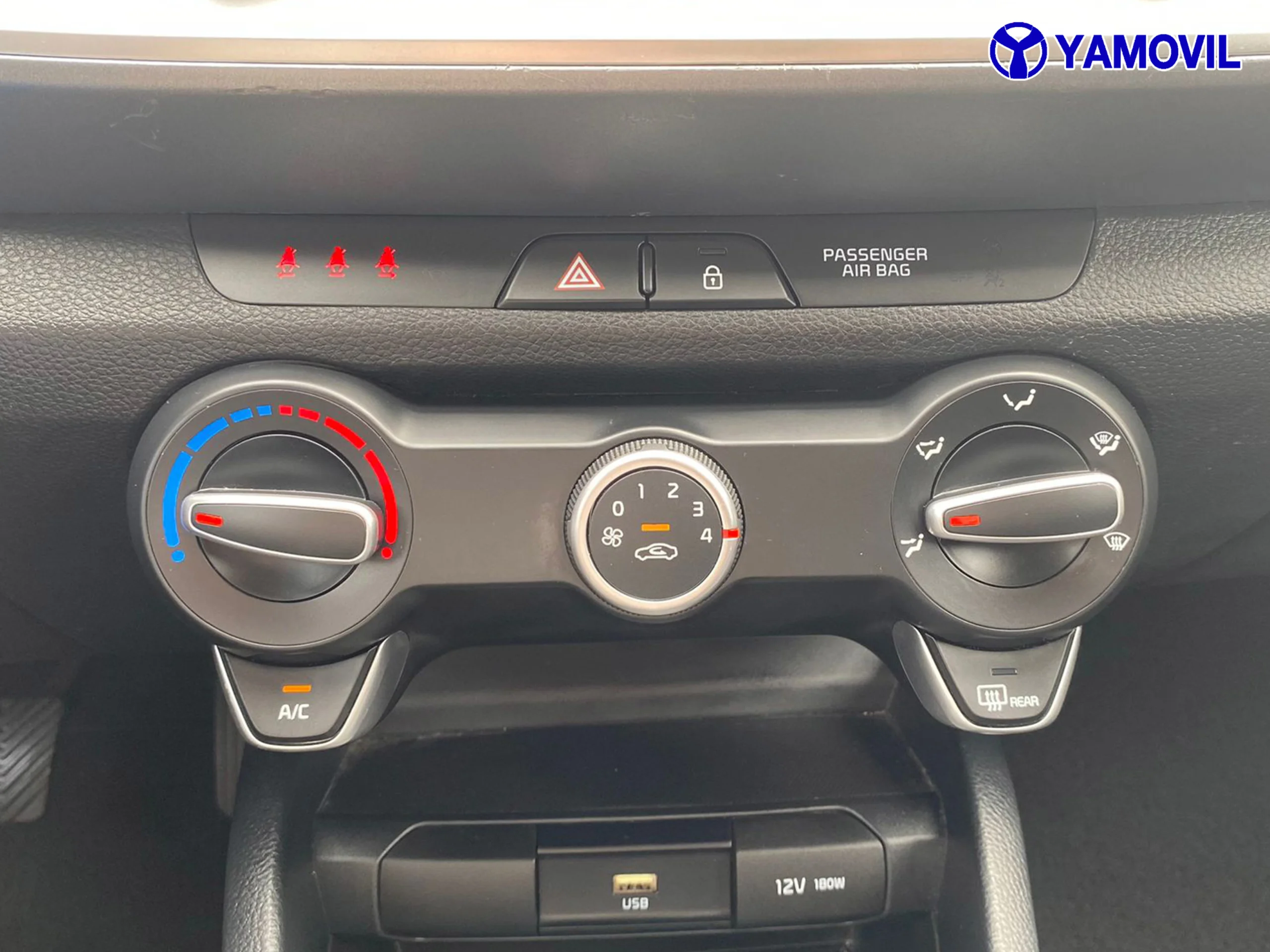 Kia Stonic 1.2 DPi Concept 62 kW (84 CV) - Foto 27