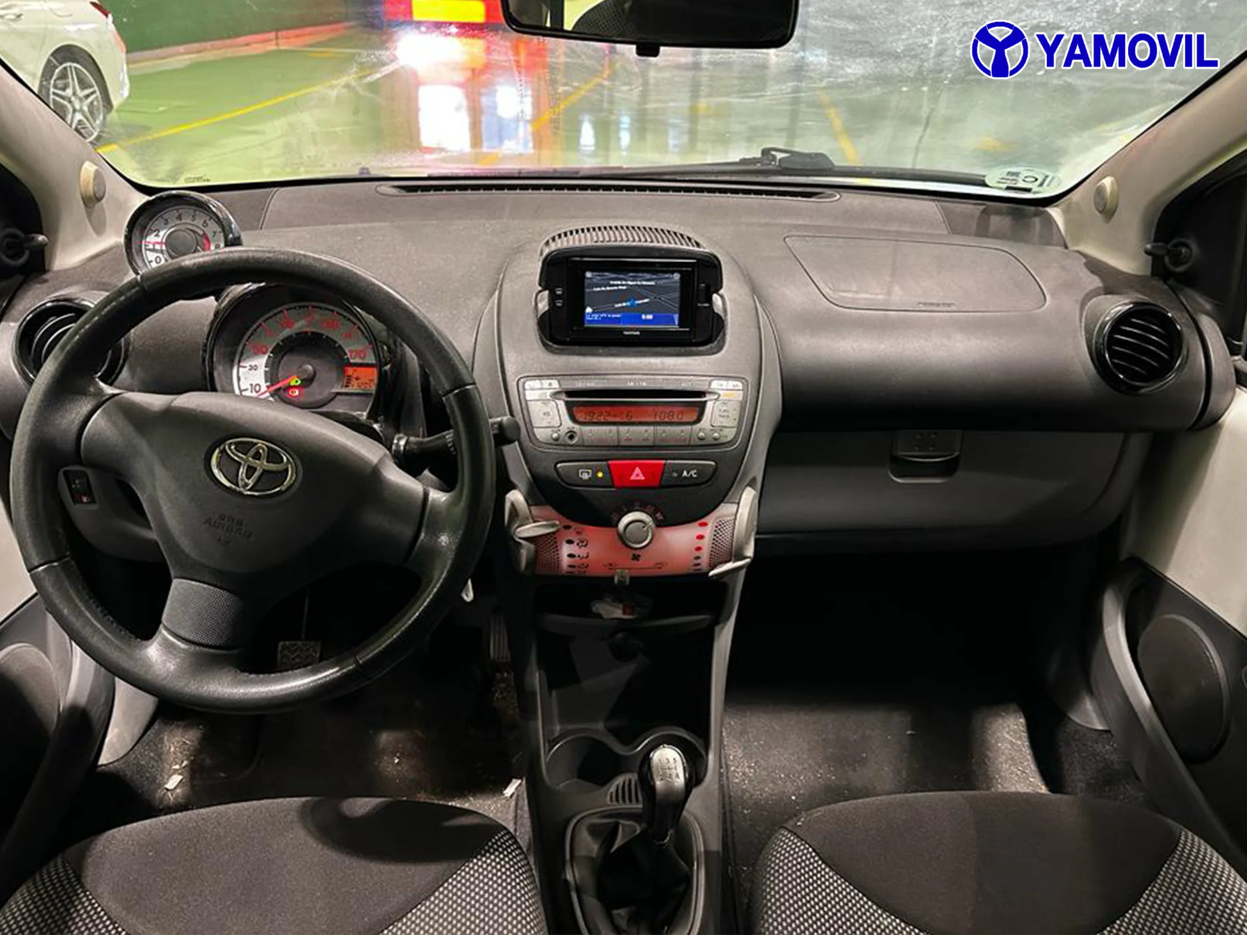 Toyota Aygo 1.0 VVT-i Connect 50 kW (68 CV) - Foto 3