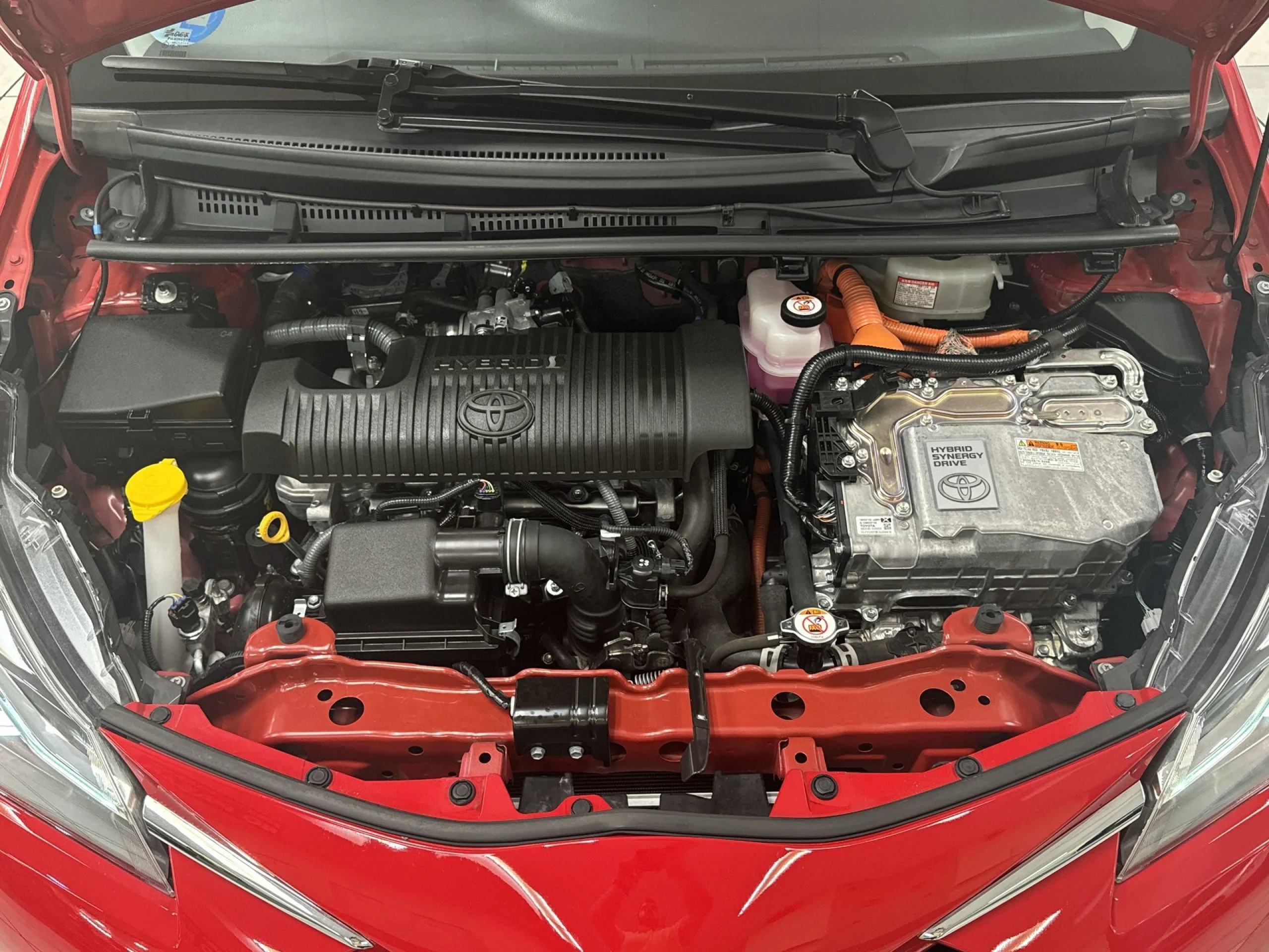 Toyota Yaris 100H Feel 74 kW (100 CV) - Foto 21