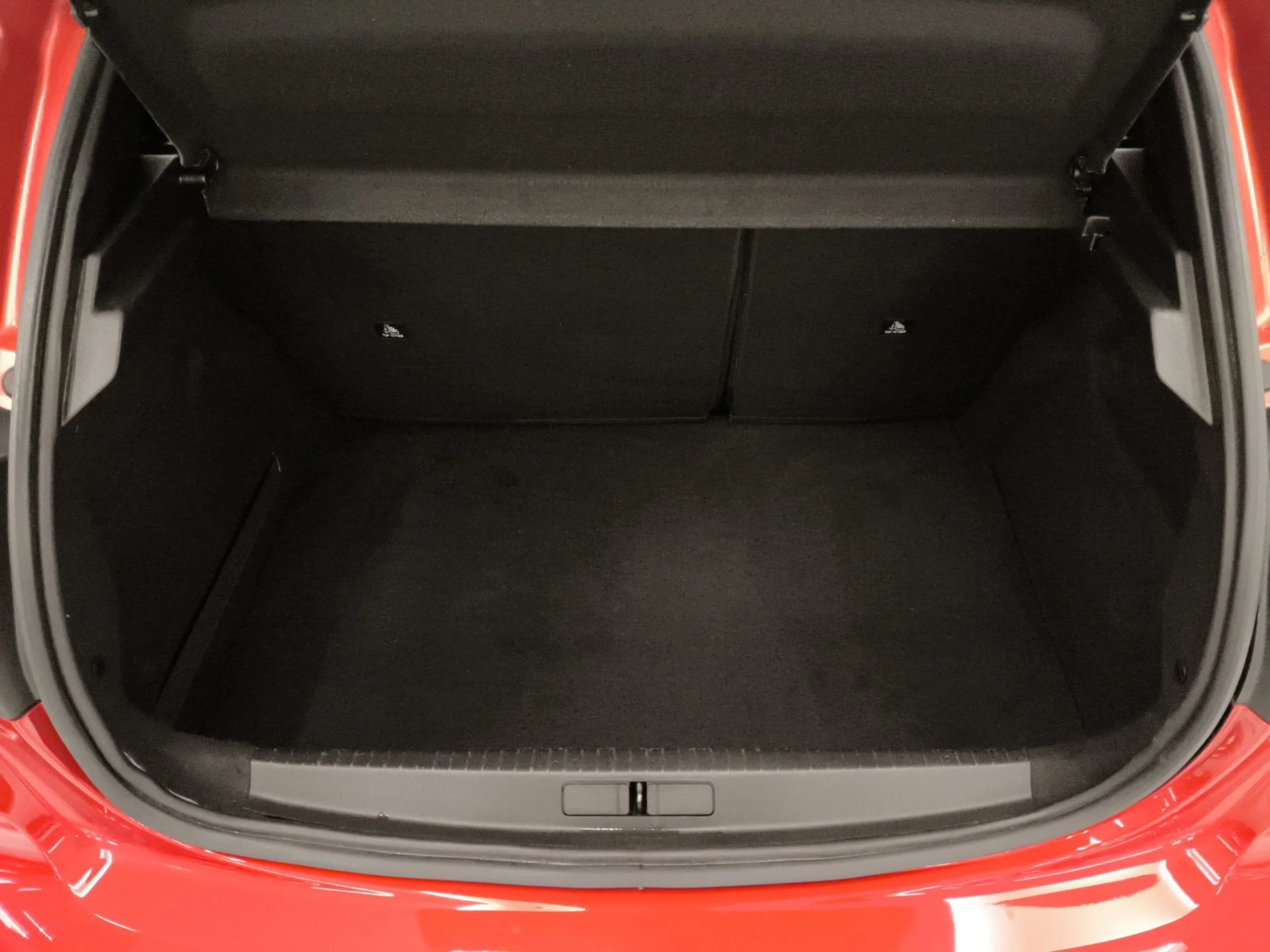 Peugeot 208 PureTech 100 Allure 75 kW (100 CV) - Foto 19