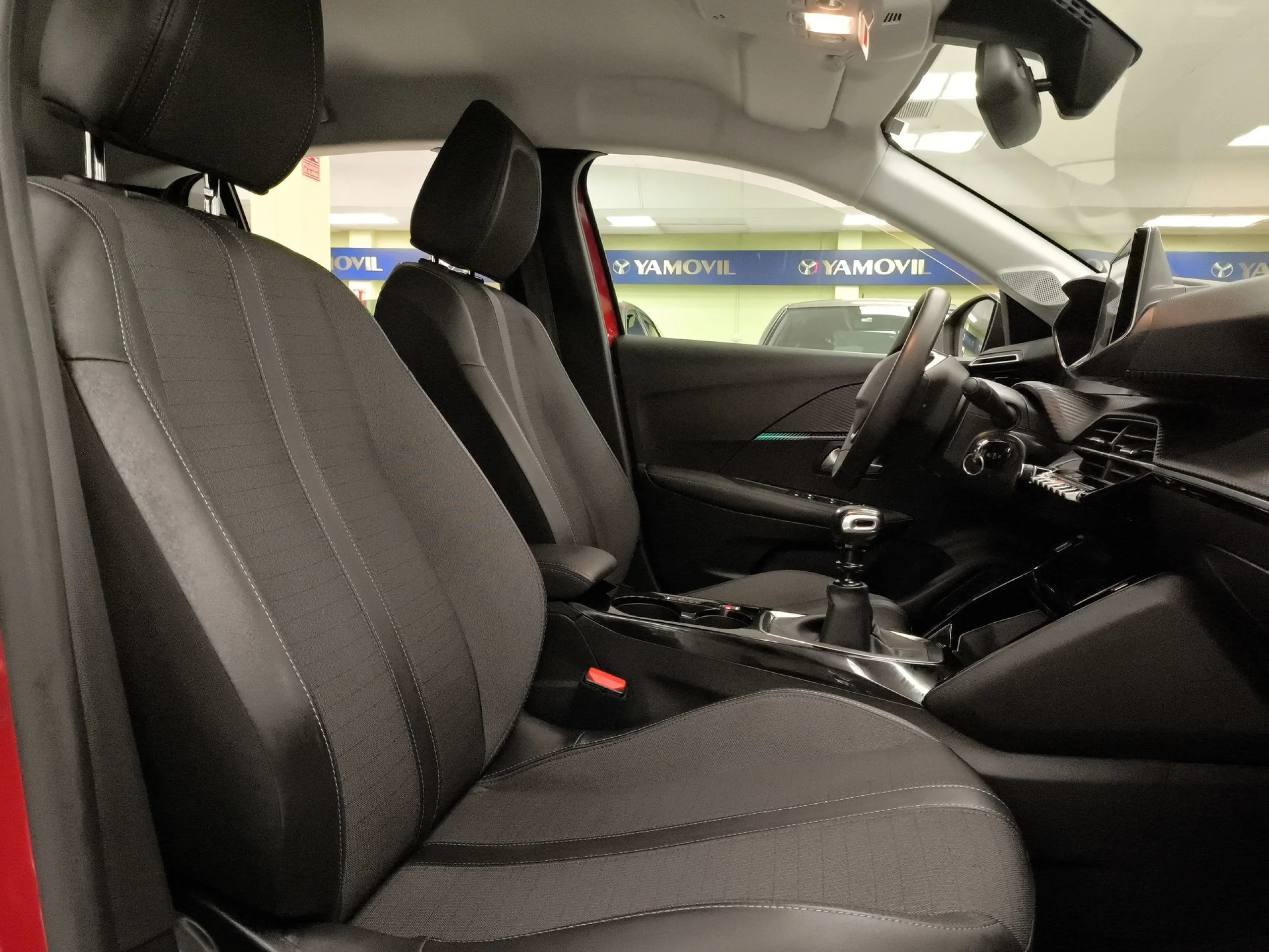 Peugeot 208 PureTech 100 Allure 75 kW (100 CV) - Foto 20