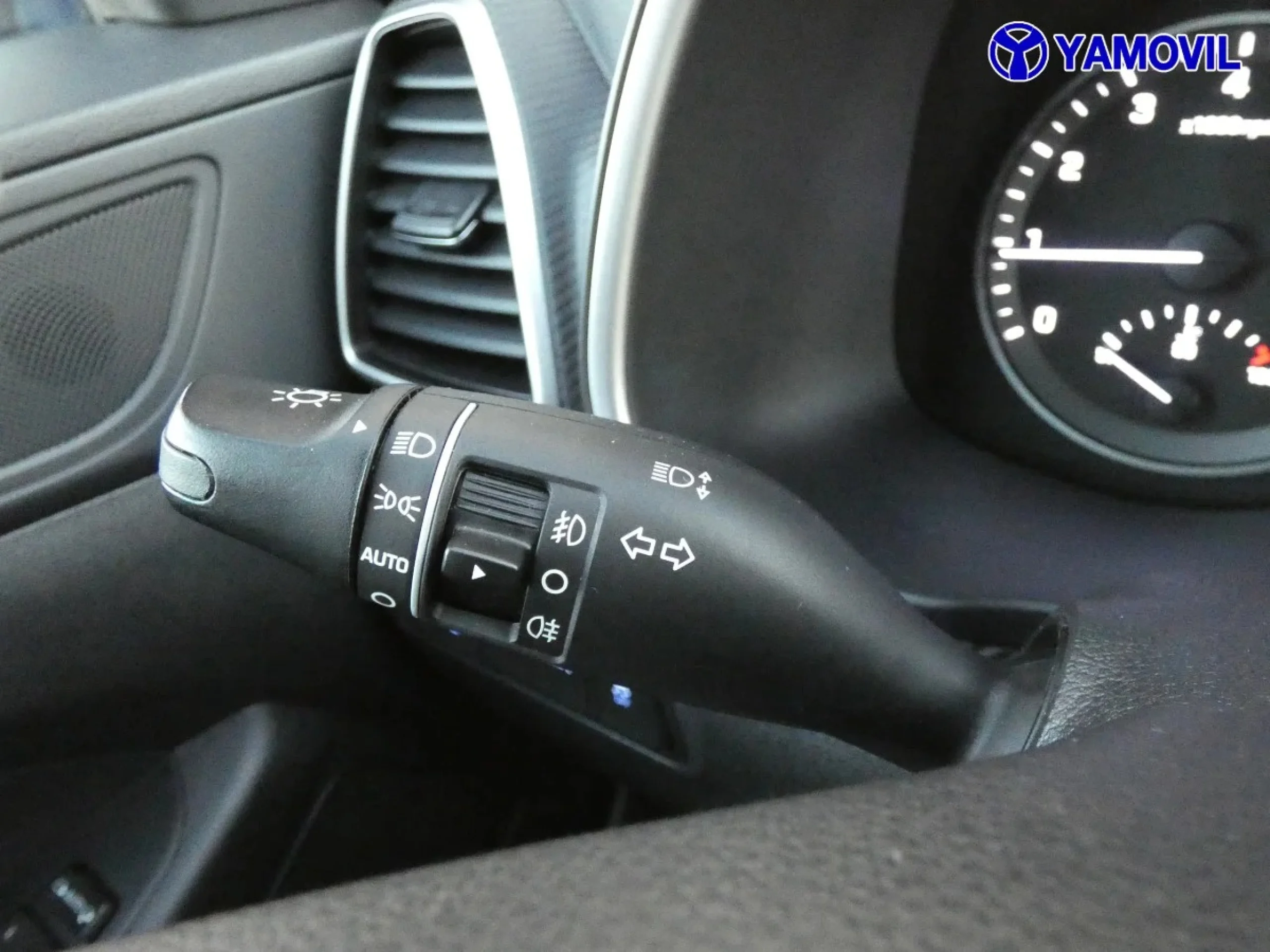 Hyundai Tucson 1.6 GDI SLE 4x2 97 kW (132 CV) - Foto 25