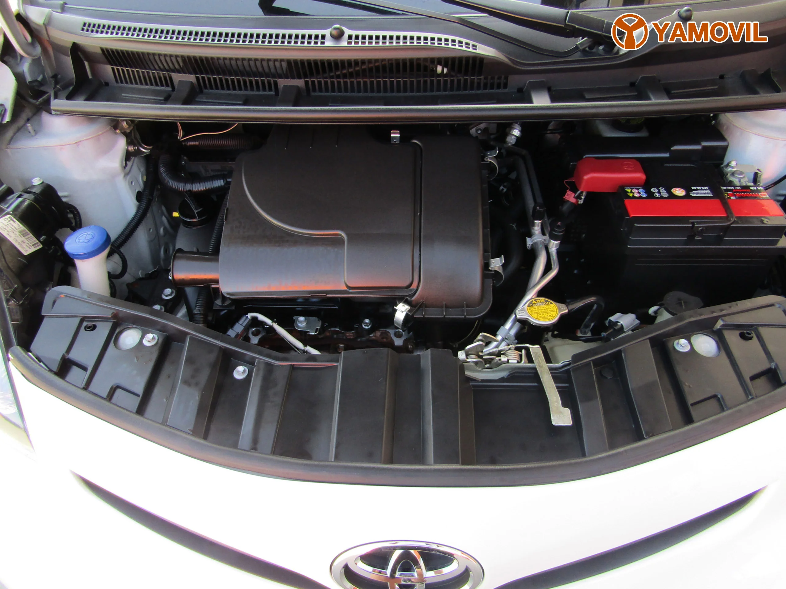 Toyota Aygo LIVE+ PACK COMFORT  - Foto 7