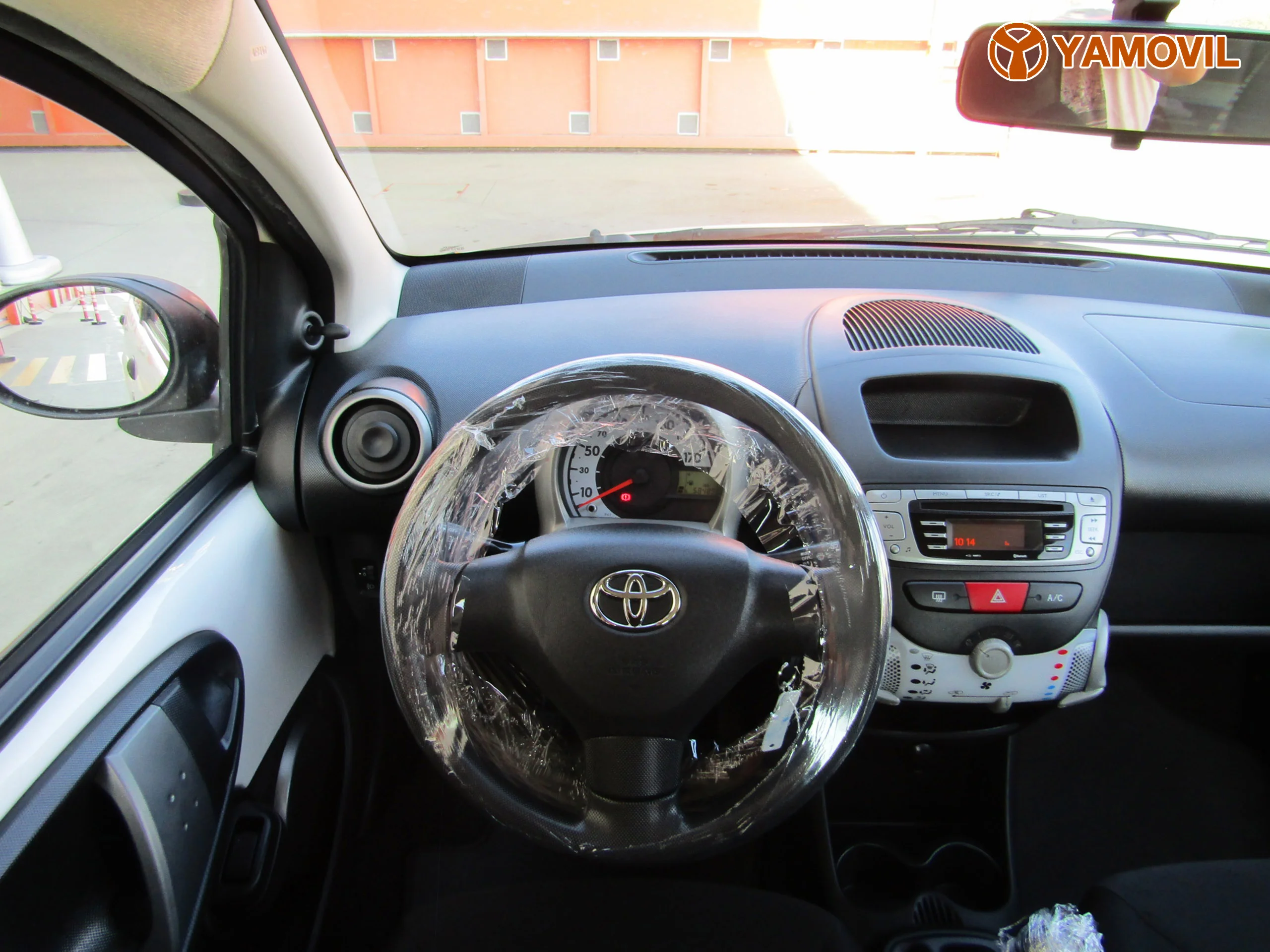 Toyota Aygo LIVE+ PACK COMFORT  - Foto 13