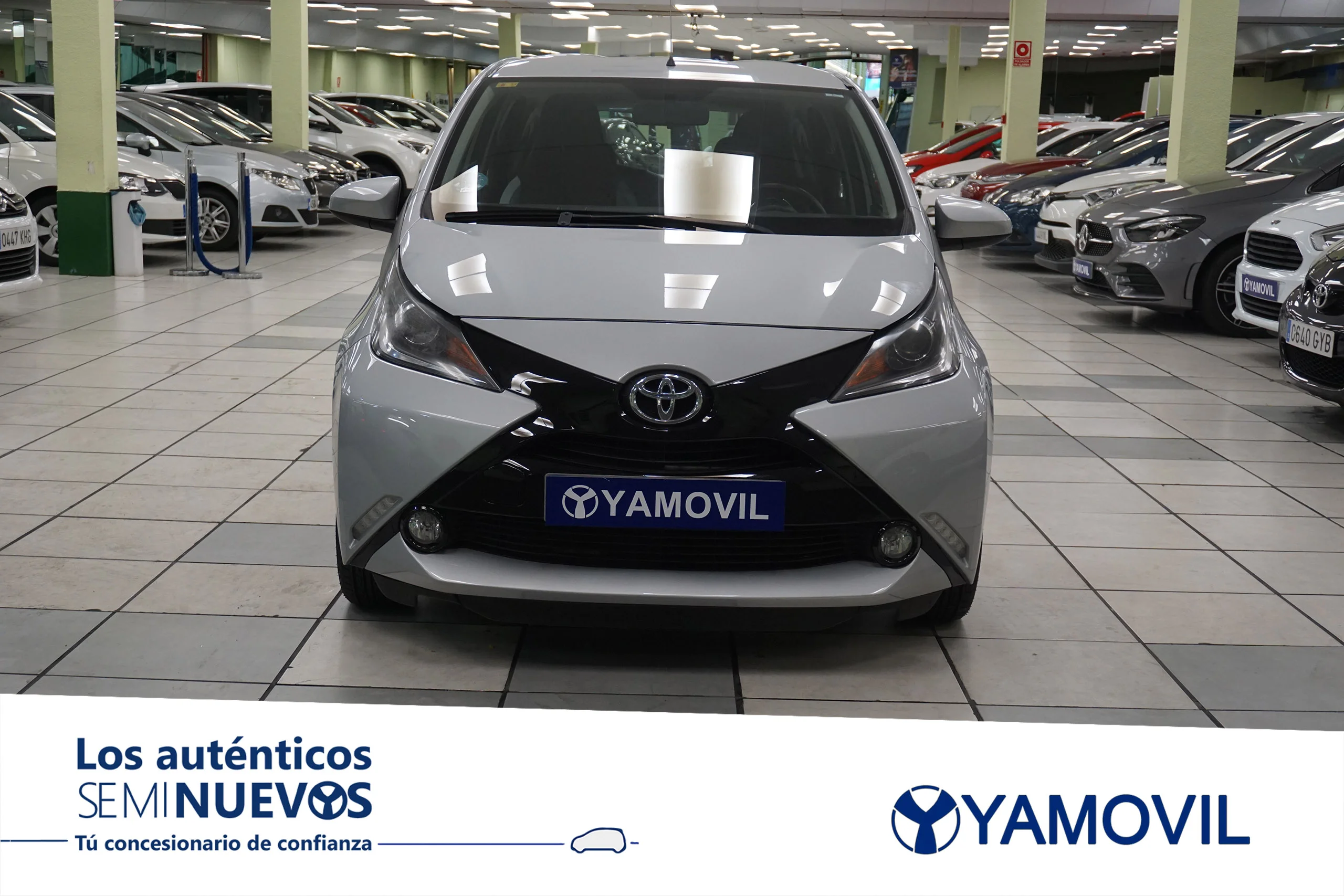 Toyota Aygo 1.0 XPLAY 5P - Foto 2