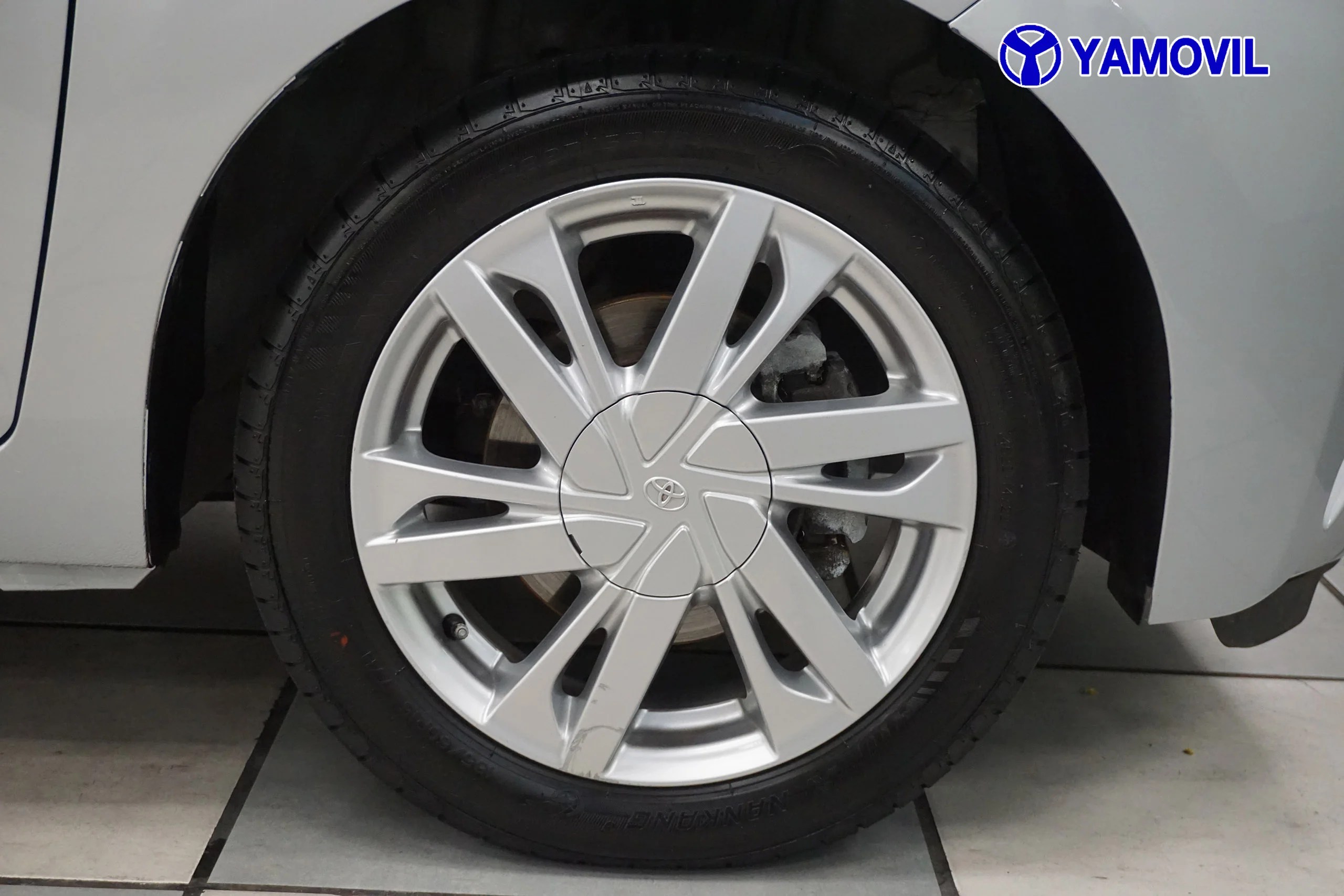 Toyota Aygo 1.0 XPLAY 5P - Foto 9