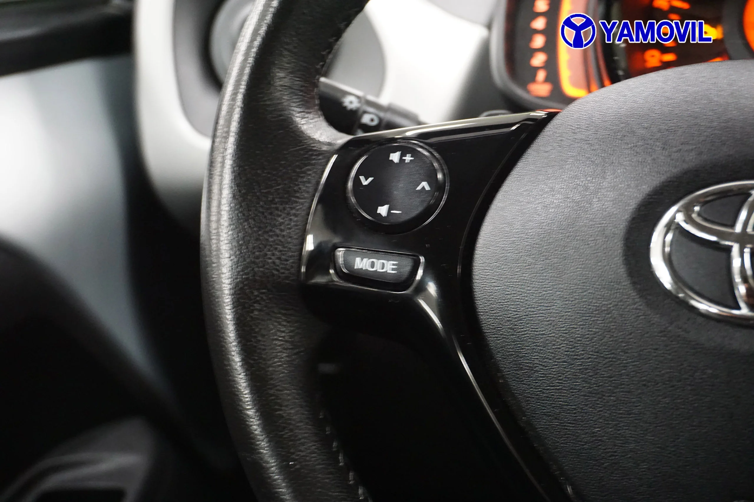 Toyota Aygo 1.0 XPLAY 5P - Foto 19