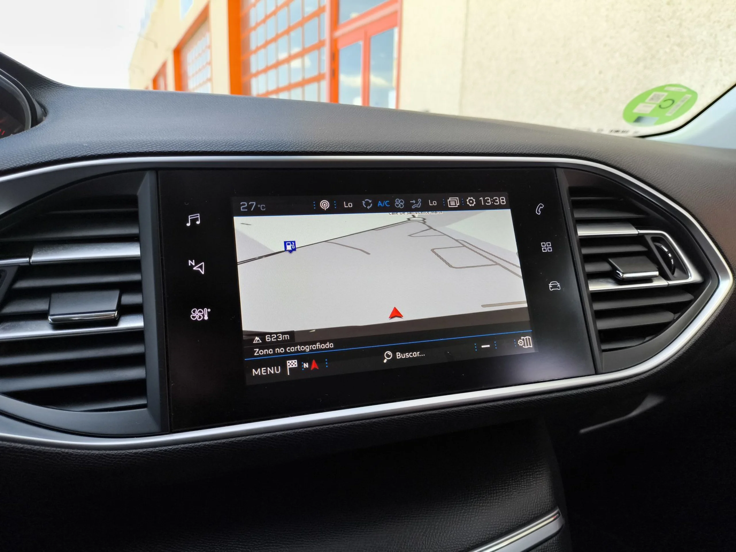 Peugeot 308 PureTech 130 SANDS Allure EAT8 96 kW (130 CV) - Foto 15