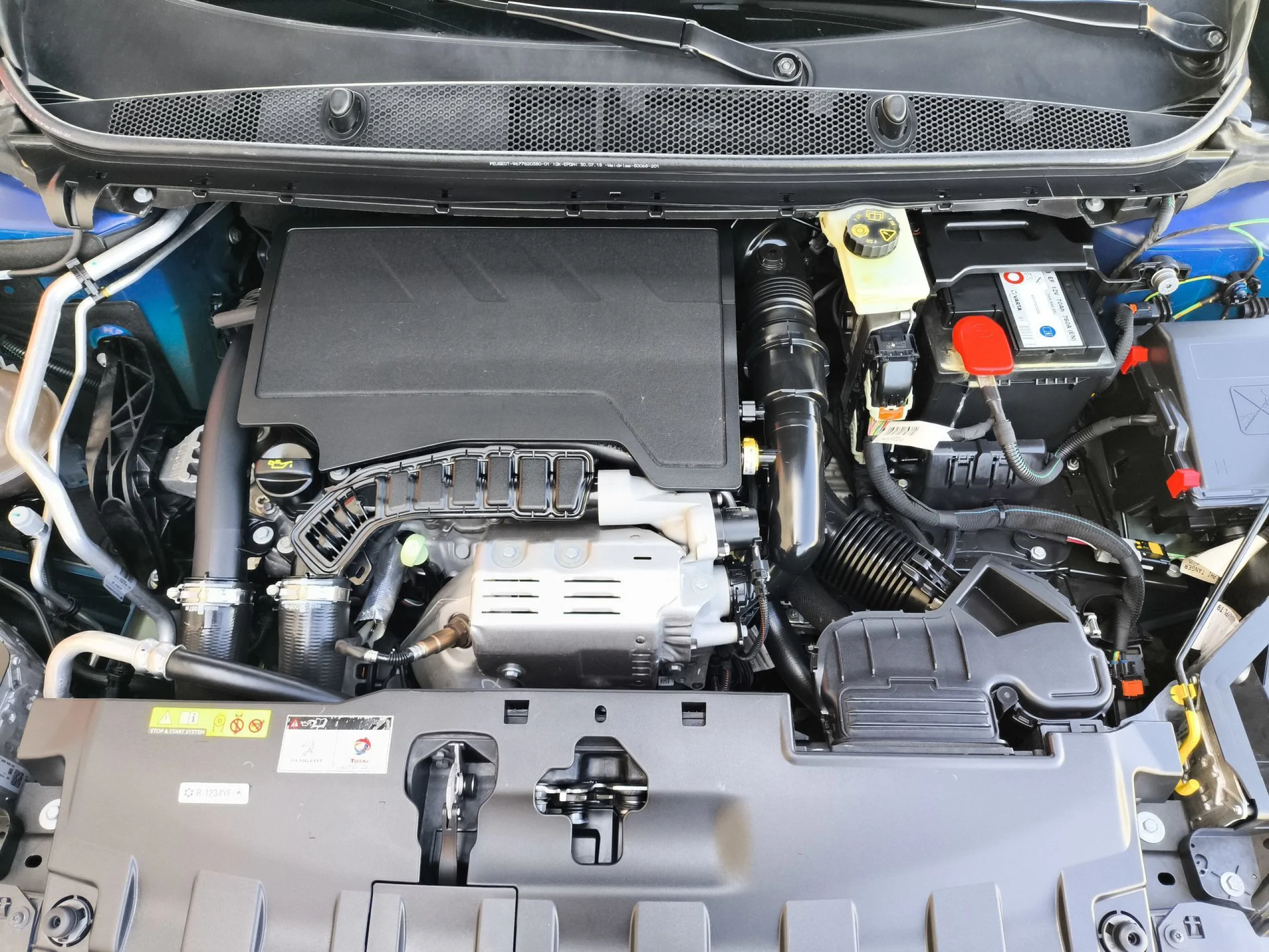 Peugeot 308 PureTech 130 SANDS Allure EAT8 96 kW (130 CV) - Foto 22