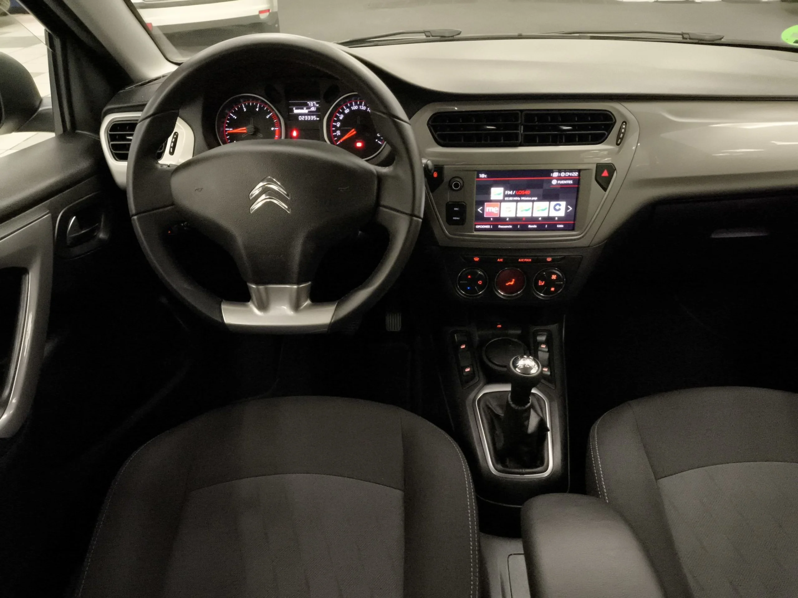 Citroen C-Elysee 1.6 VTi Shine 85 kW (115 CV) - Foto 18