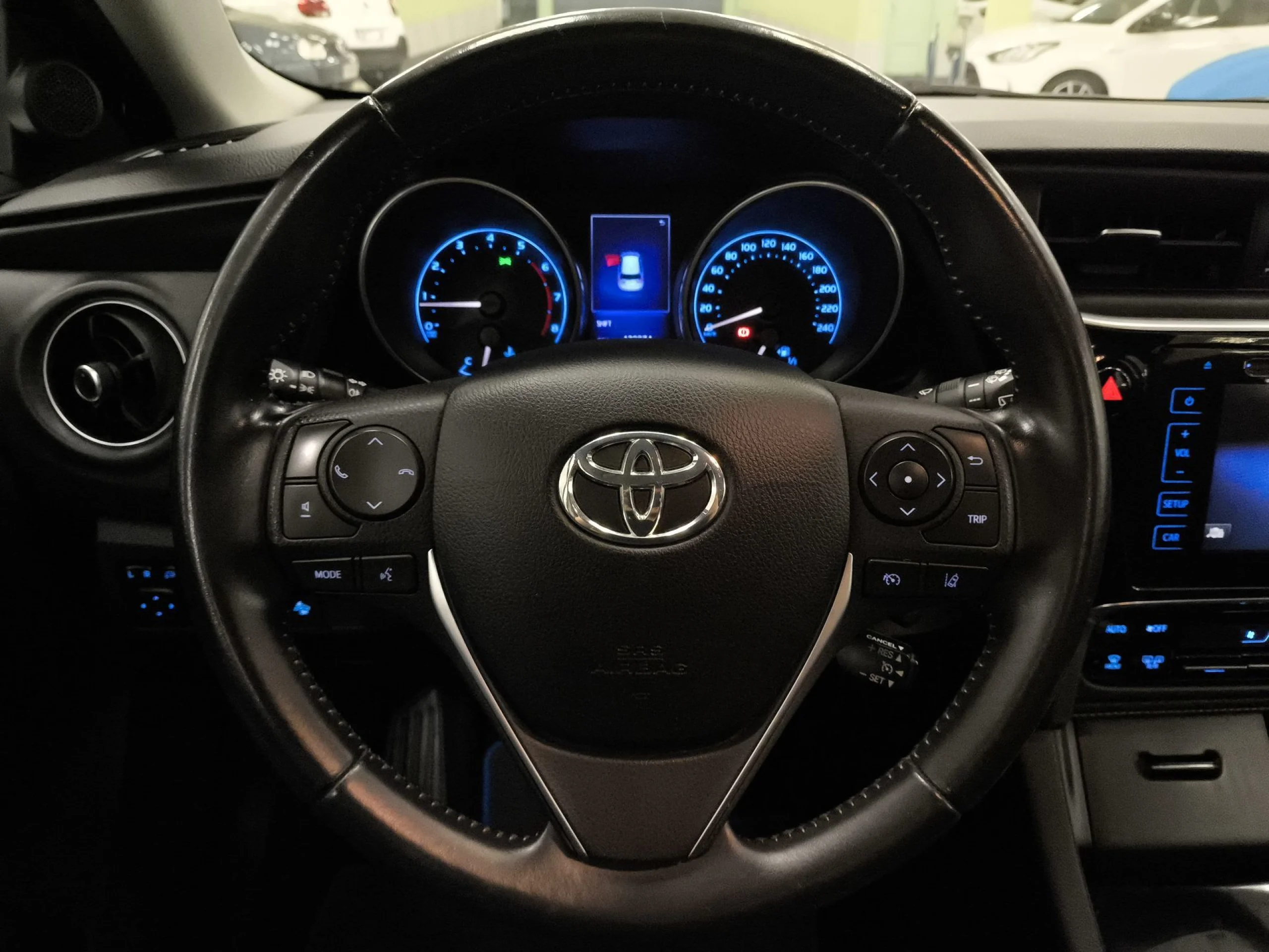 Toyota Auris 120T Active 85 kW (116 CV) - Foto 13