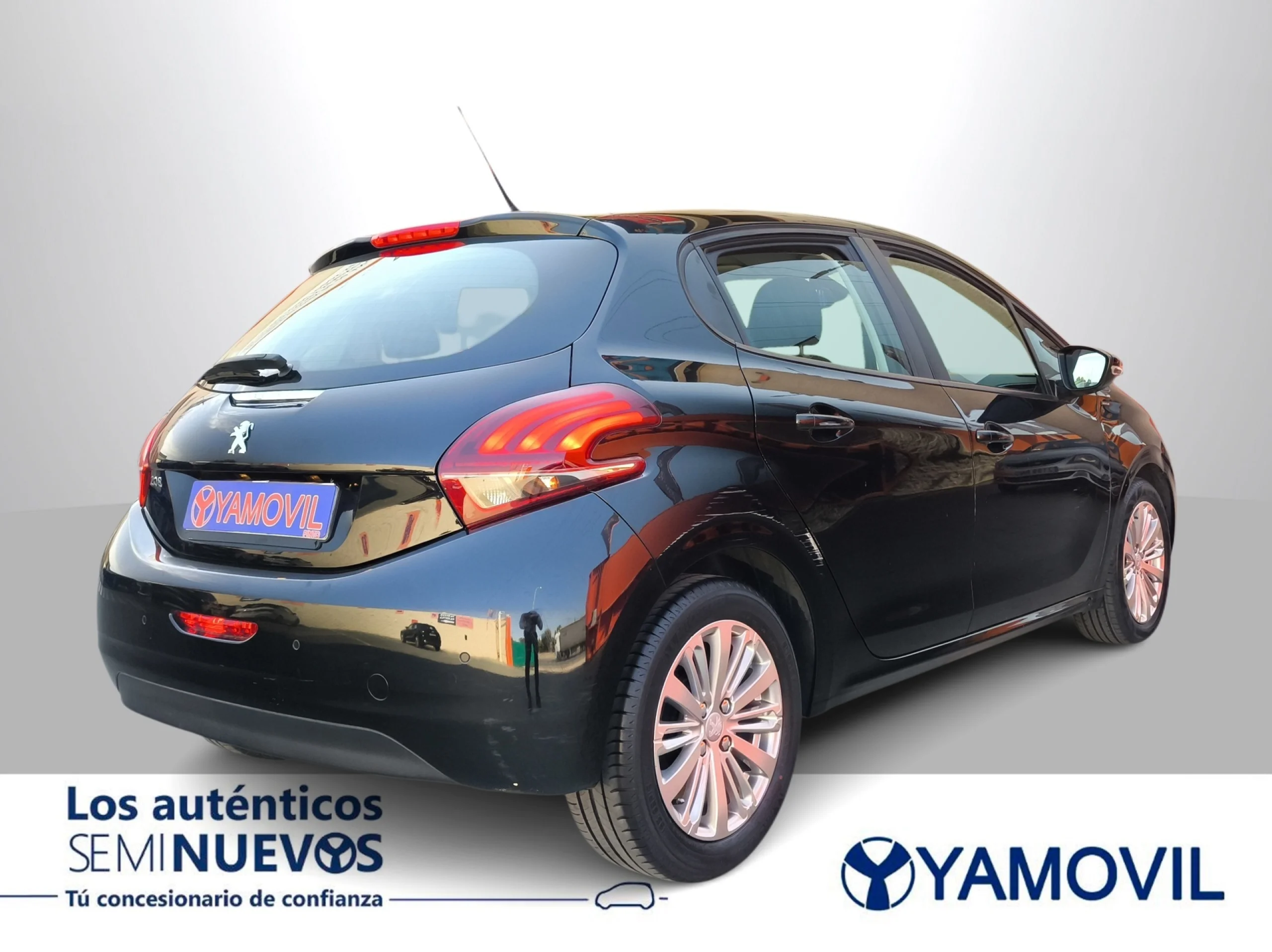 Peugeot 208 PureTech Signature 60 kW (82 CV) - Foto 6