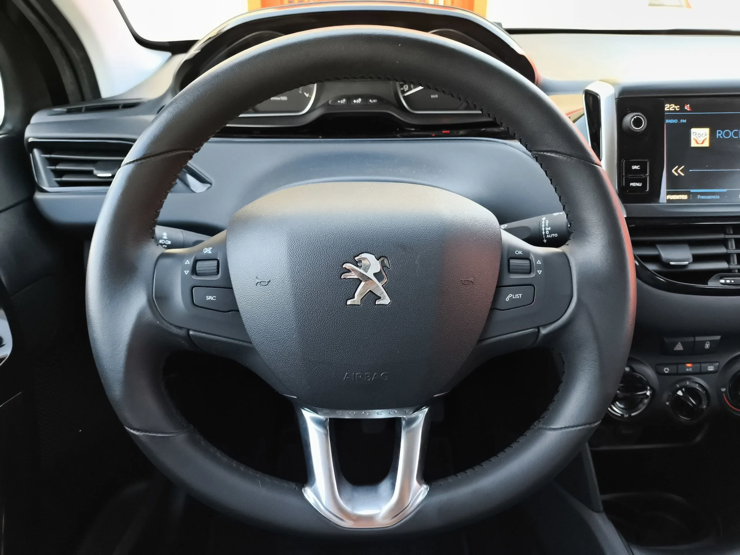 Peugeot 208 PureTech Signature 60 kW (82 CV) - Foto 12