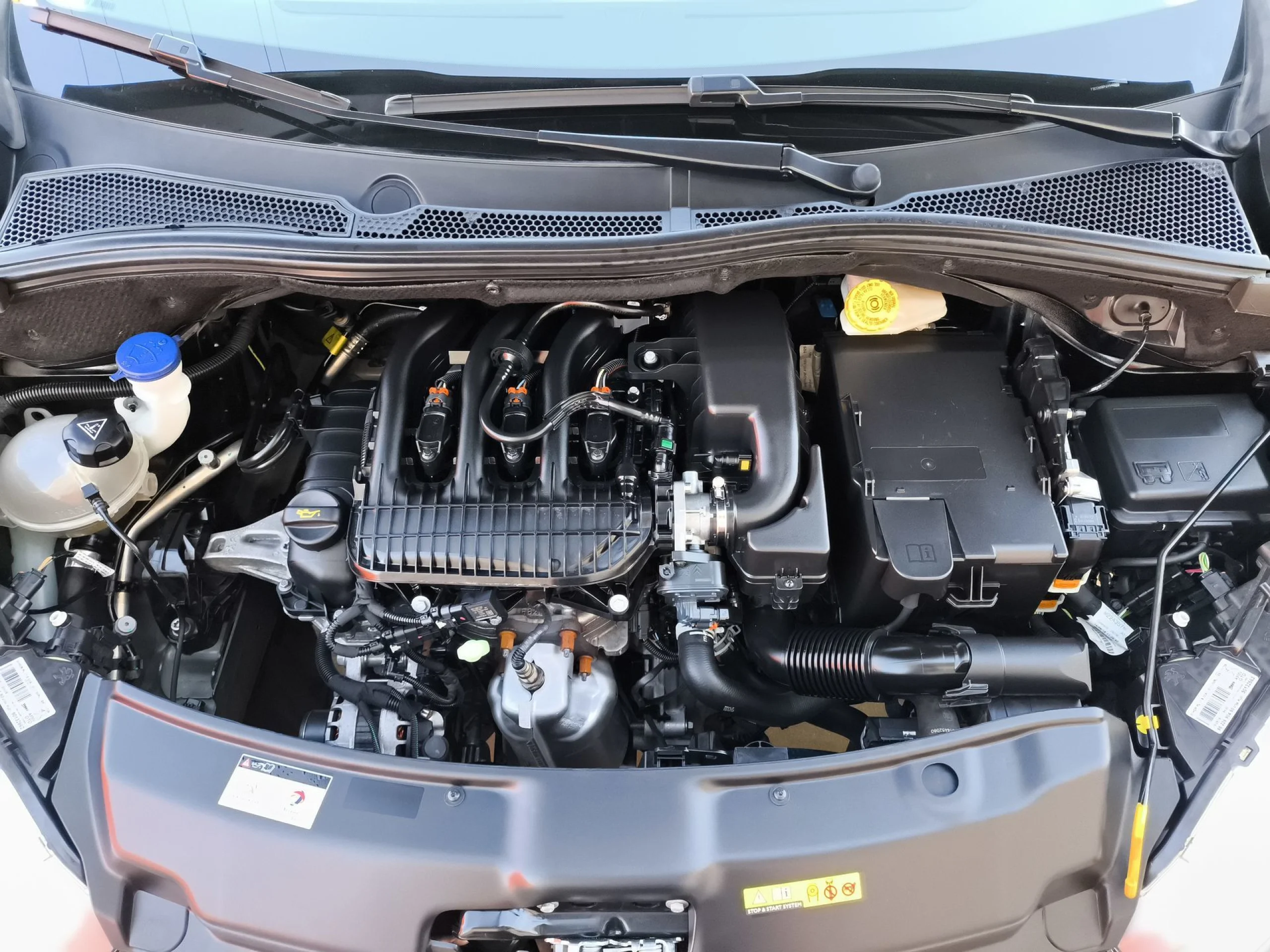 Peugeot 208 PureTech Signature 60 kW (82 CV) - Foto 21