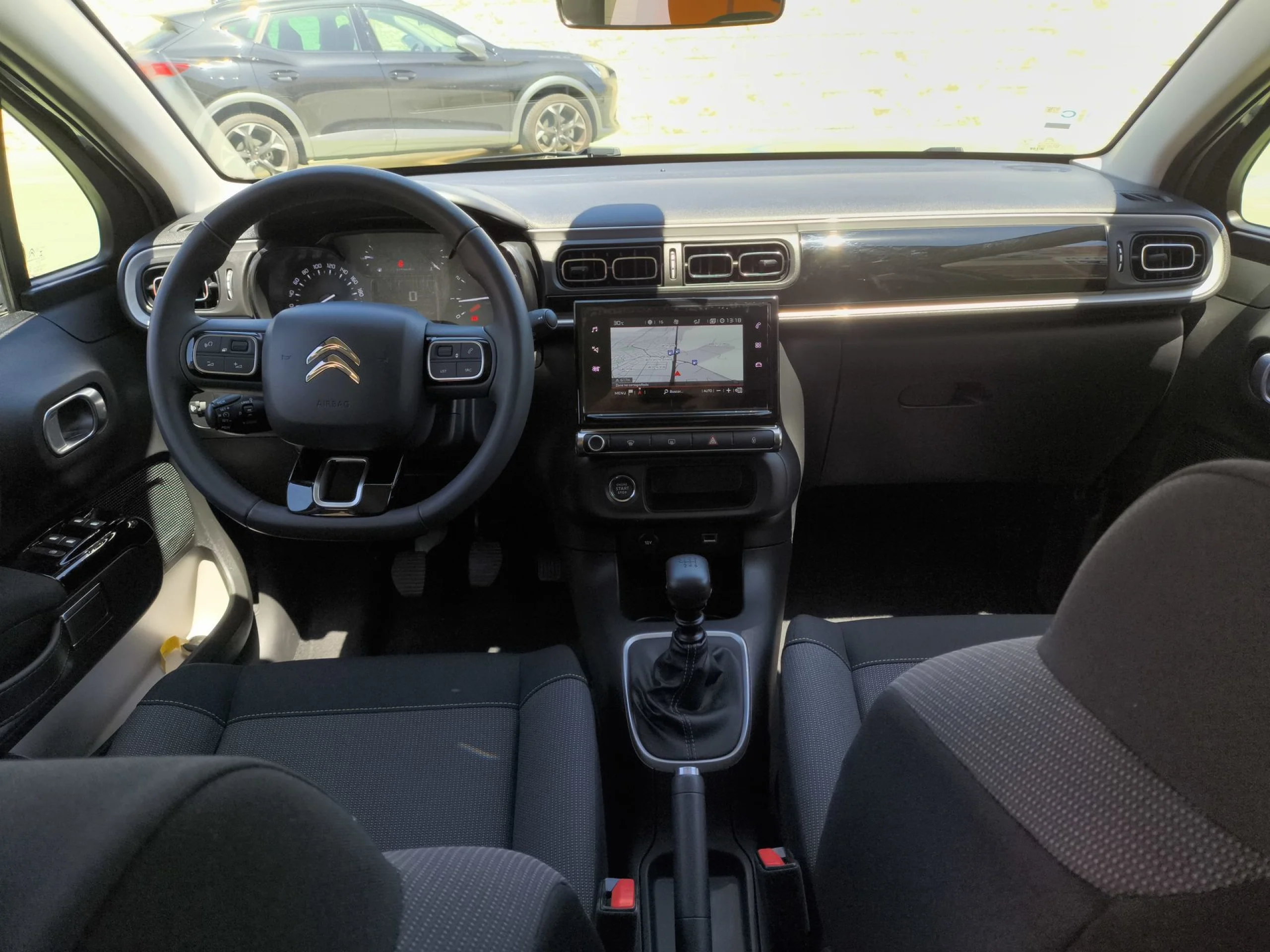 Citroen C3 BlueHDi 100 SANDS Shine 75 kW (102 CV) - Foto 16