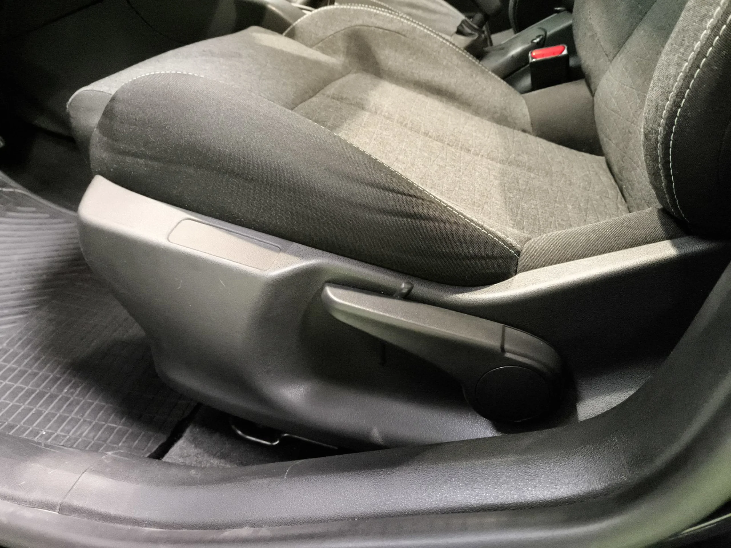 Citroen C4 PureTech 110 Feel Edition 81 kW (110 CV) - Foto 9