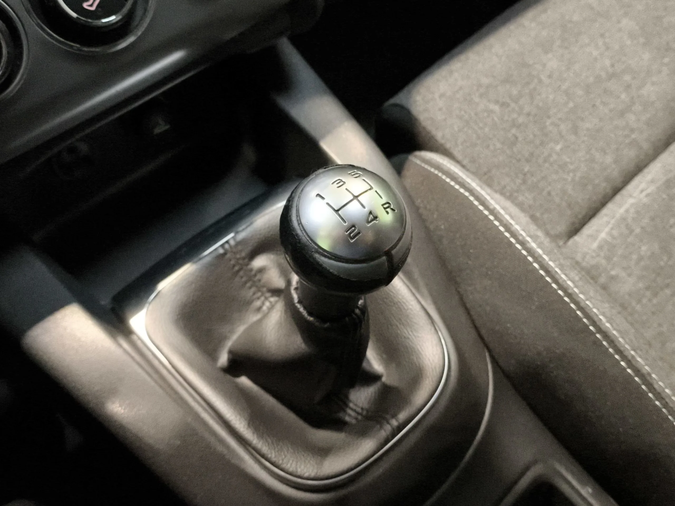 Citroen C4 PureTech 110 Feel Edition 81 kW (110 CV) - Foto 15