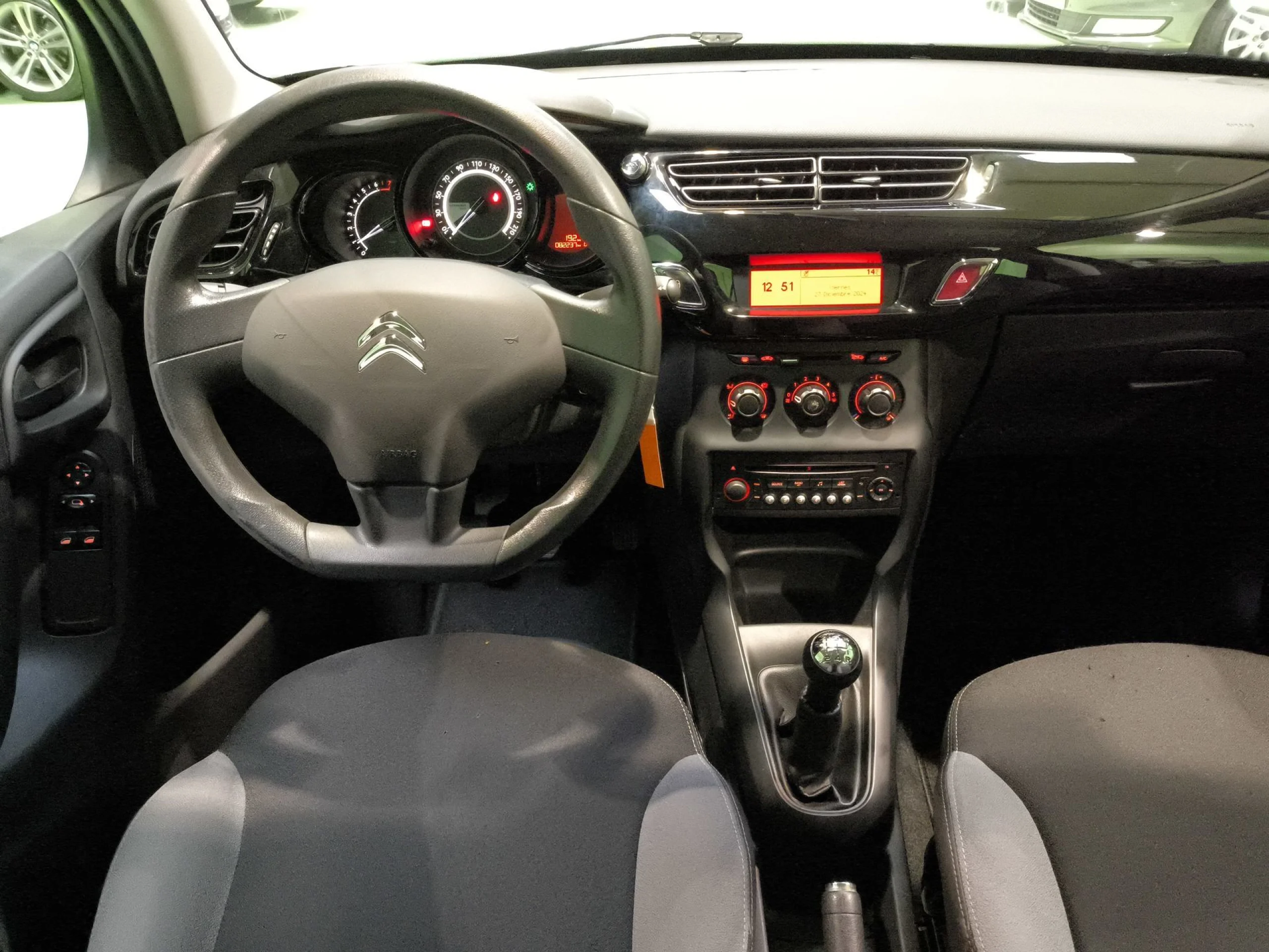 Citroen C3 PureTech 82 Tonic 60 kW (82 CV) - Foto 16