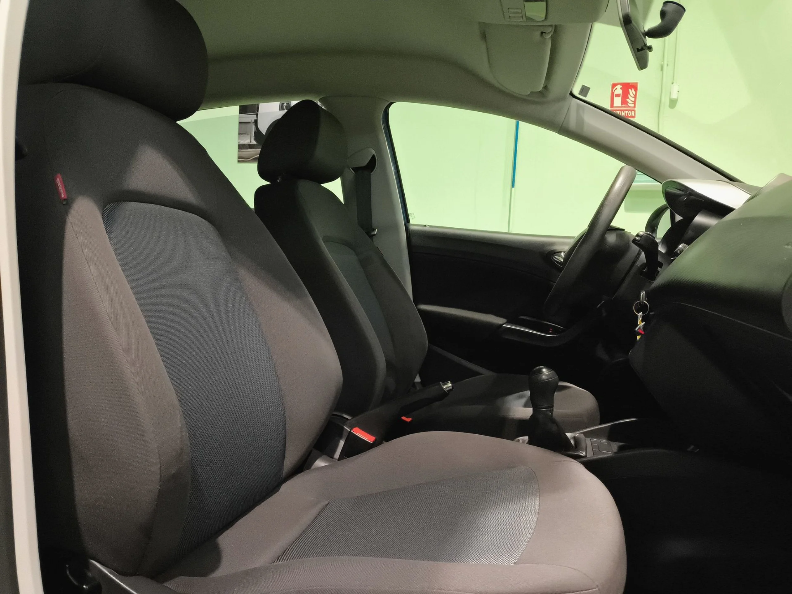 Seat Ibiza 1.2 12v Reference ITech 30 Aniversario 51 kW (70 CV) - Foto 19