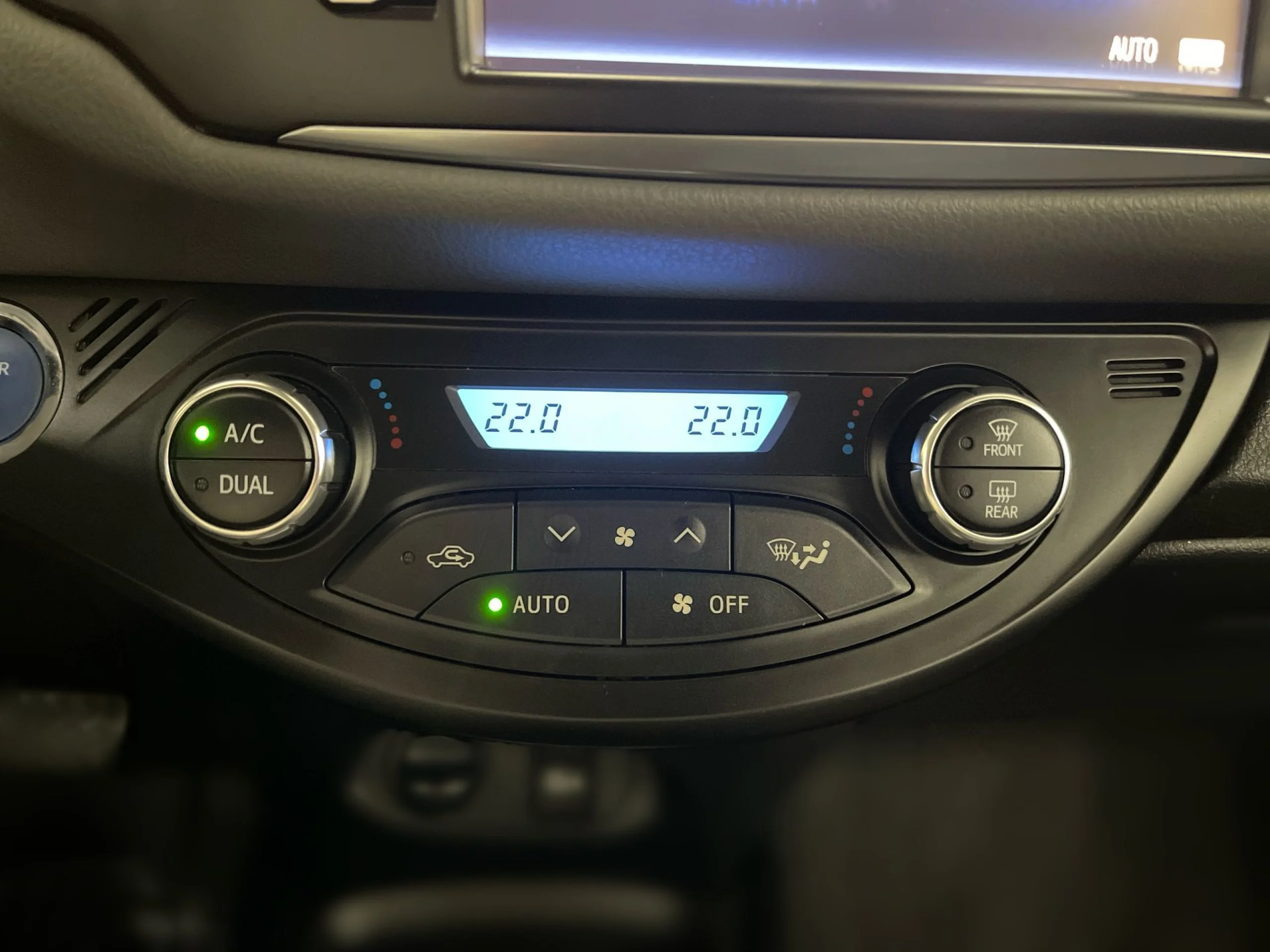 Toyota Yaris 1.5 Hybrid Advance 74 kW (100 CV) - Foto 14