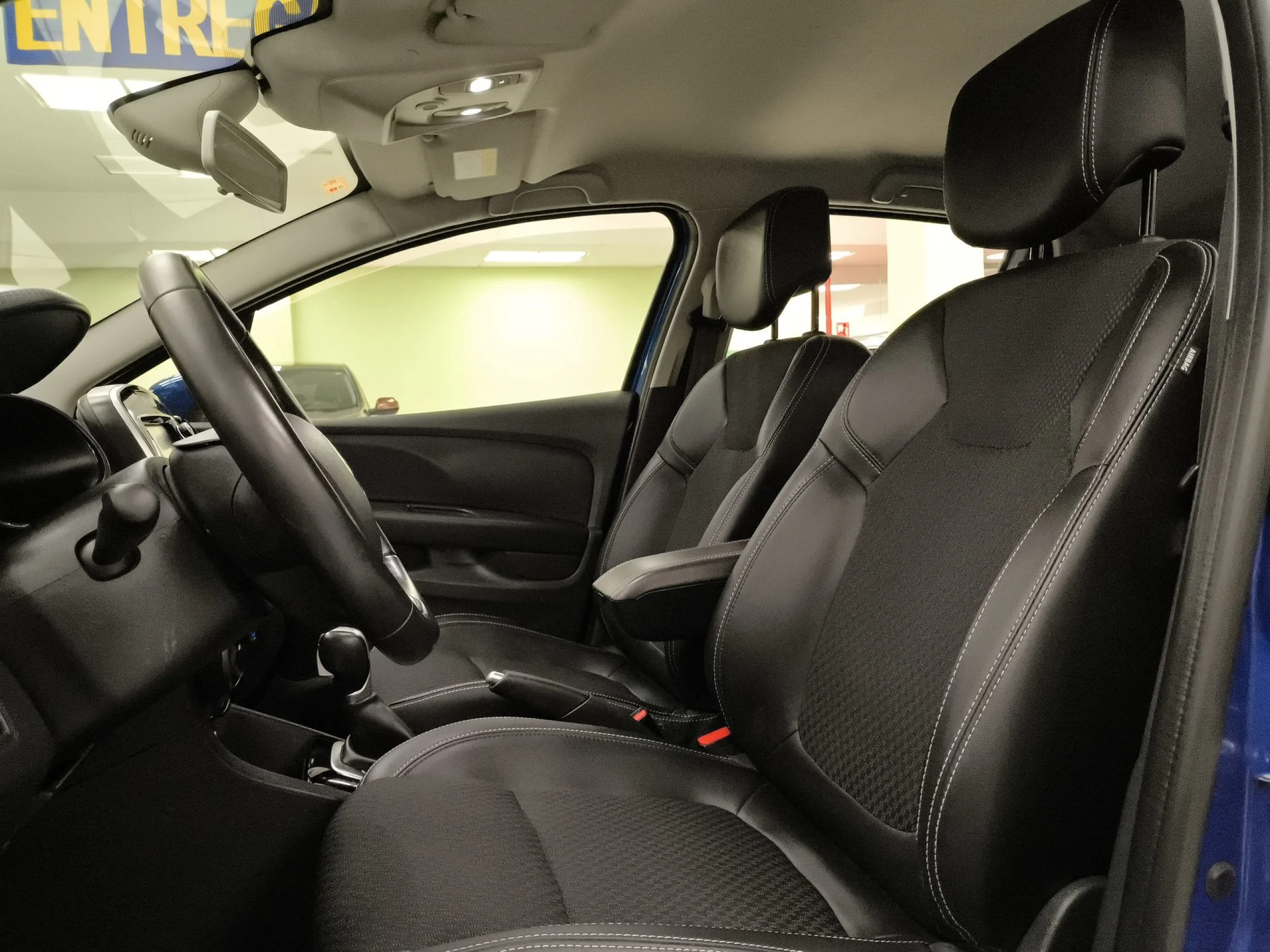 Renault Clio Zen dCi 66 kW (90 CV) EDC - Foto 8