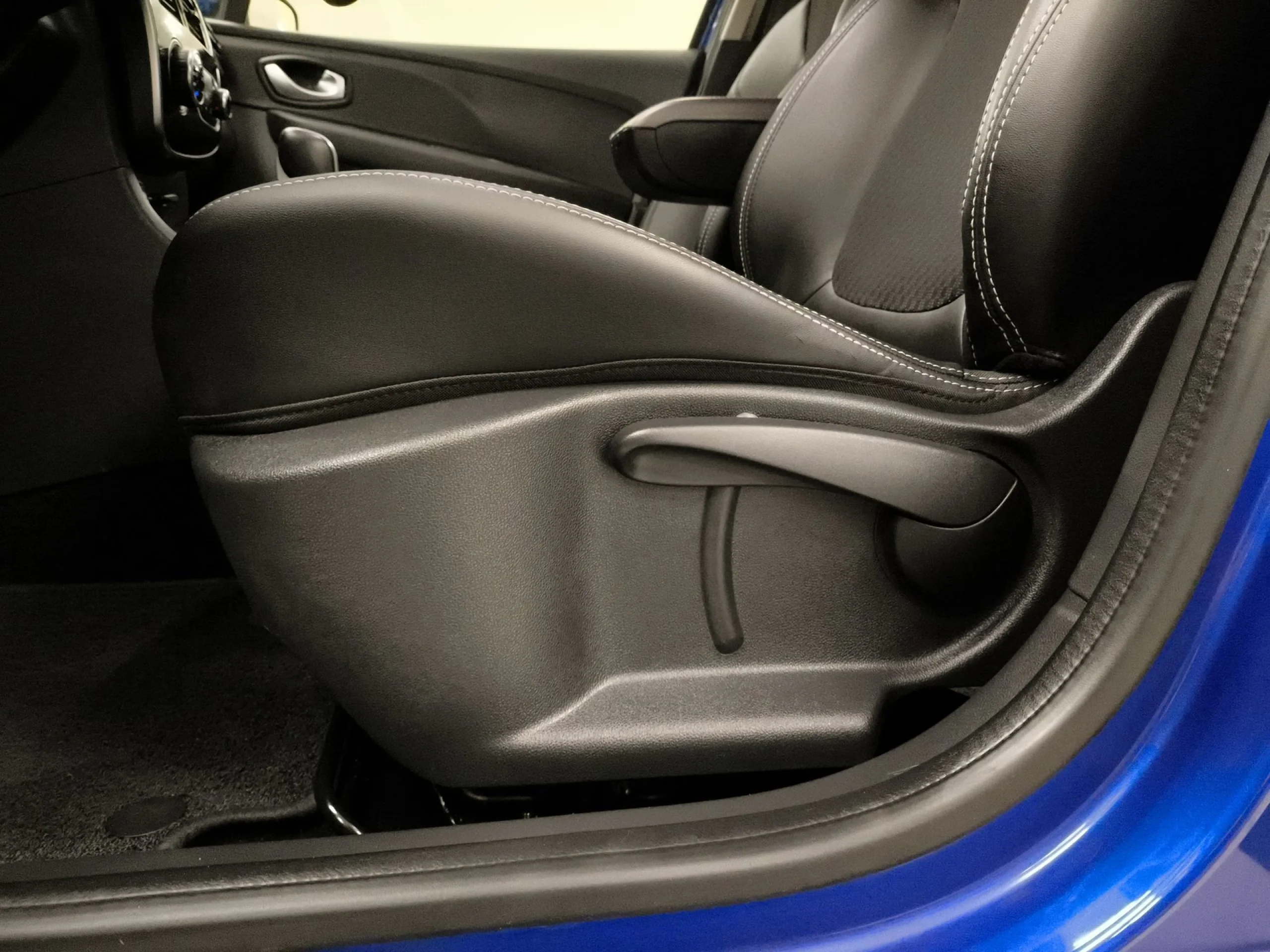Renault Clio Zen dCi 66 kW (90 CV) EDC - Foto 9