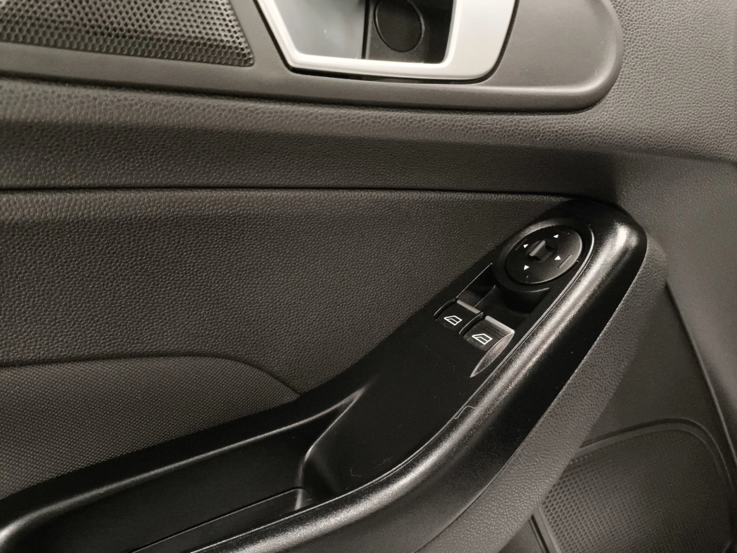 Ford Fiesta 1.0 EcoBoost SANDS Trend 74 kW (100 CV) - Foto 10