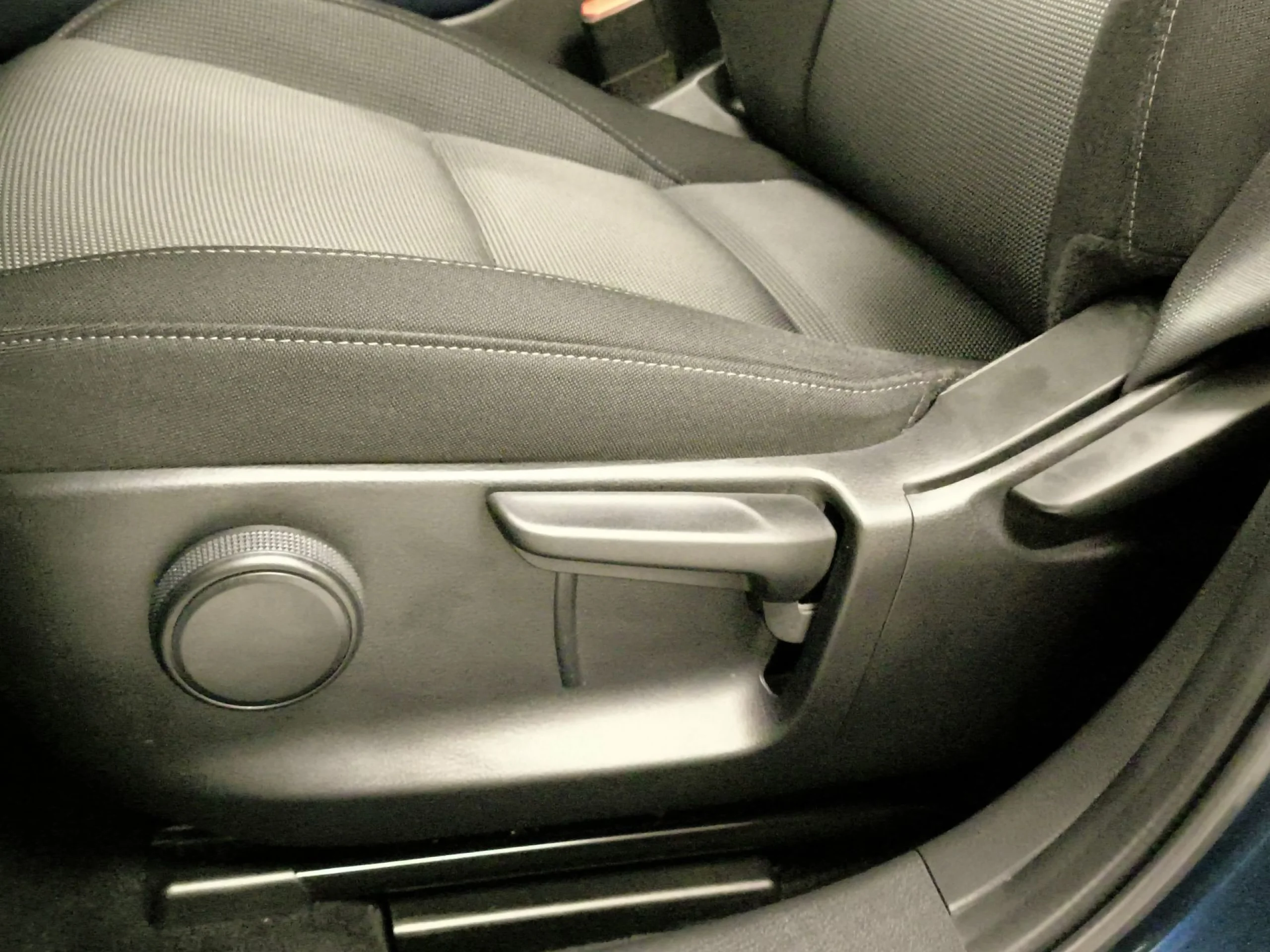 Mazda Cx-30 2.0 Skyactiv-X Zenith 132 kW (180 CV) - Foto 9