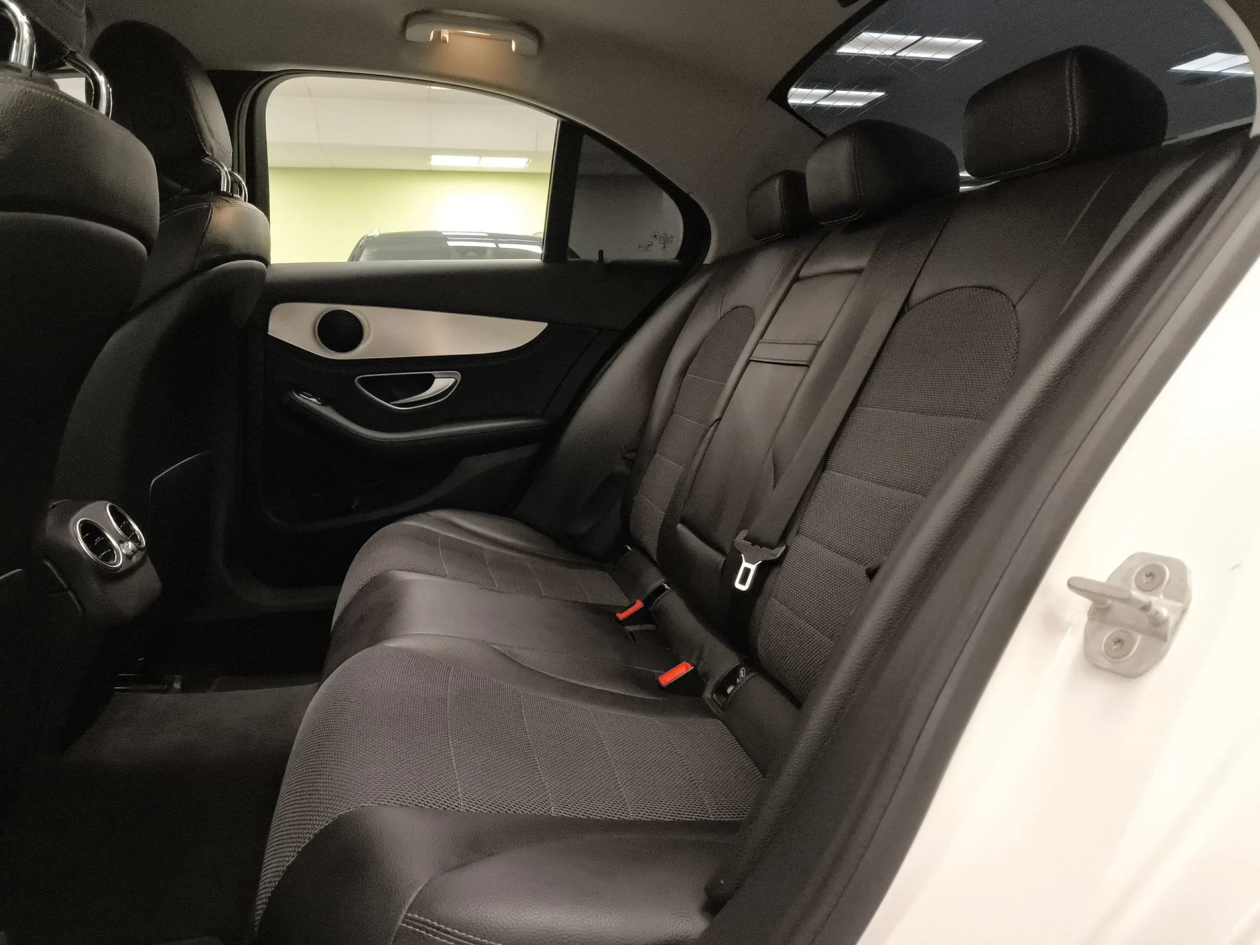 Mercedes-Benz Clase C C 220 BlueTEC Avantgarde 125 kW (170 CV) - Foto 18