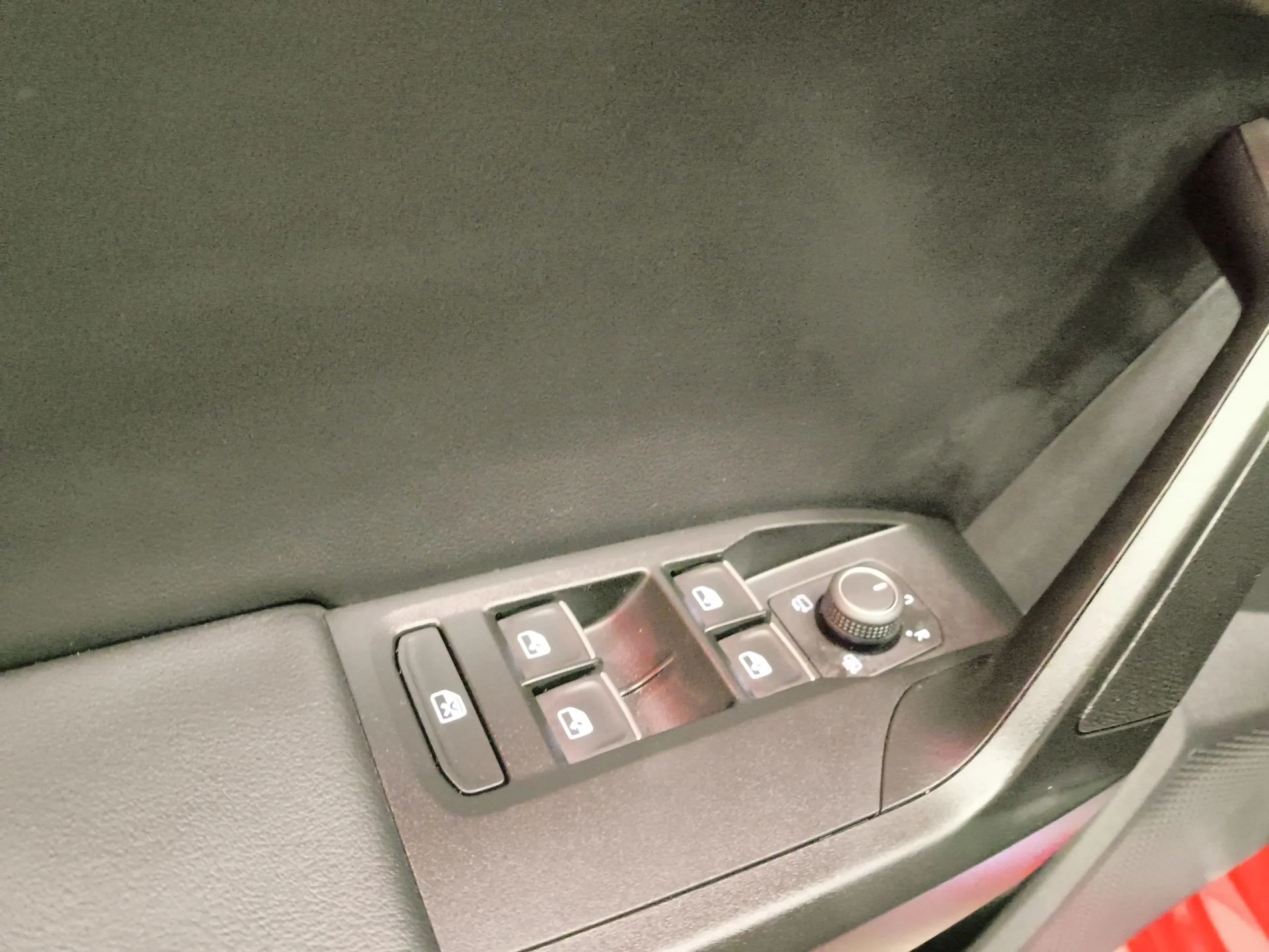 Seat León 1.5 eTSI SANDS FR Special Edition Vision DSG 110 kW (150 CV) - Foto 10