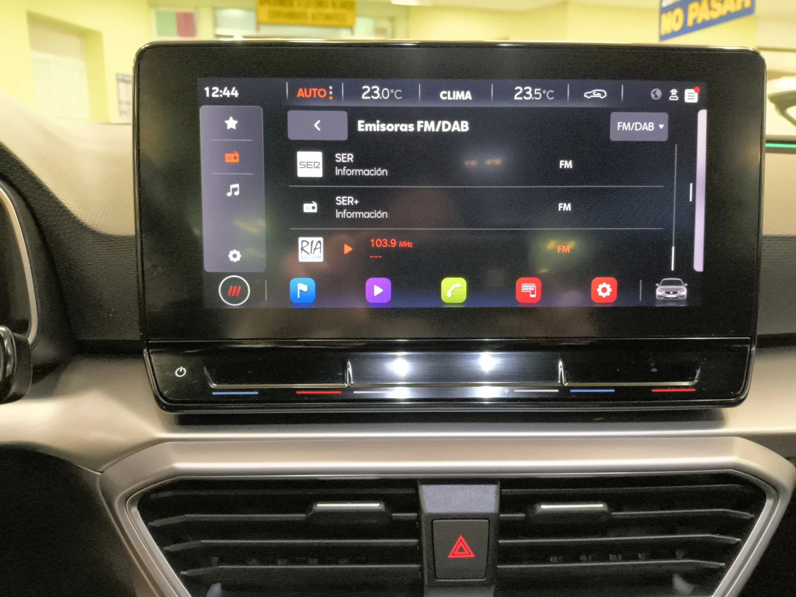 Seat León 1.5 eTSI SANDS FR Special Edition Vision DSG 110 kW (150 CV) - Foto 16