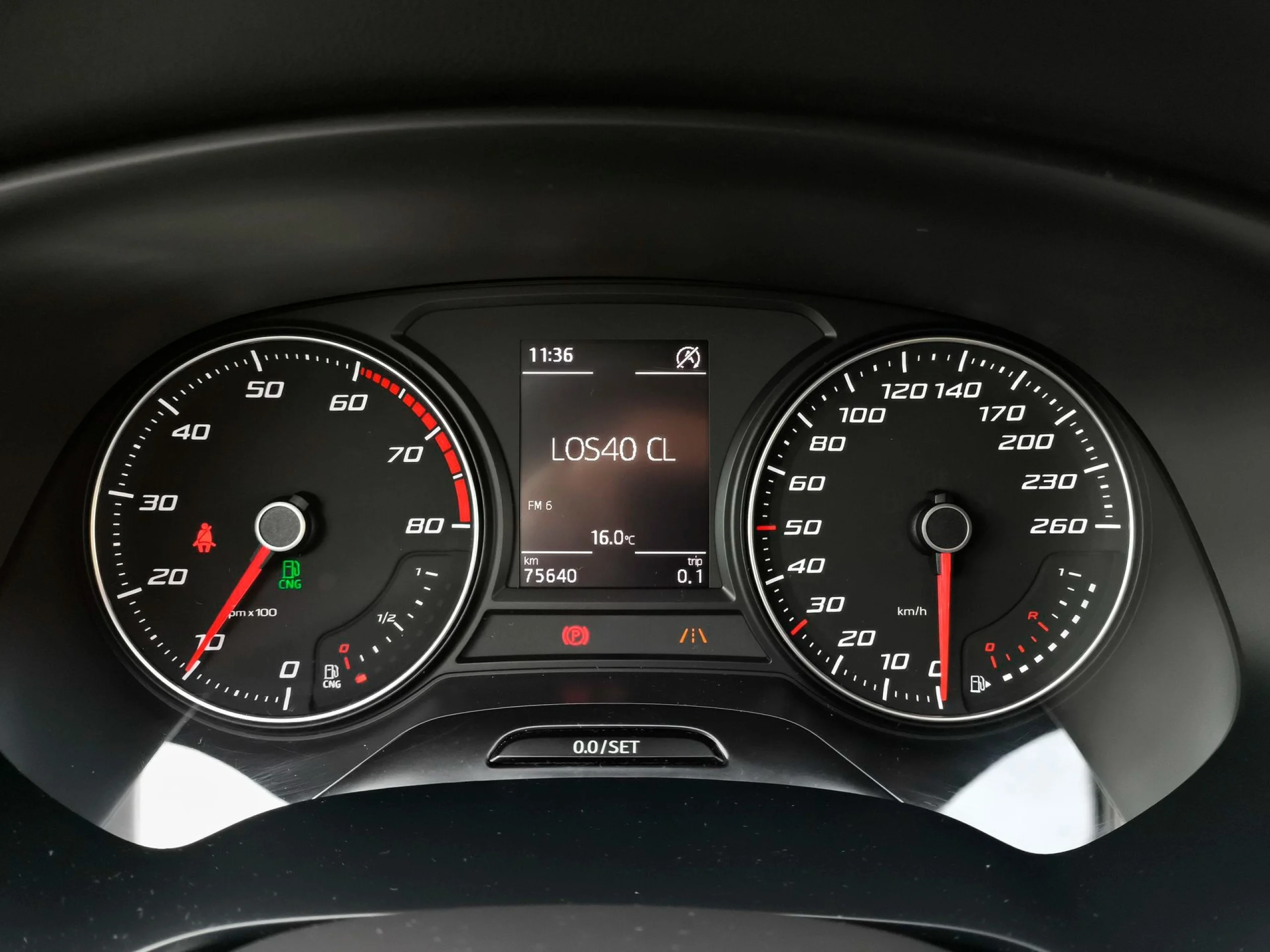 Seat León 1.5 TGI GNC SANDS Style Visio Edition 96 kW (130 CV) - Foto 12