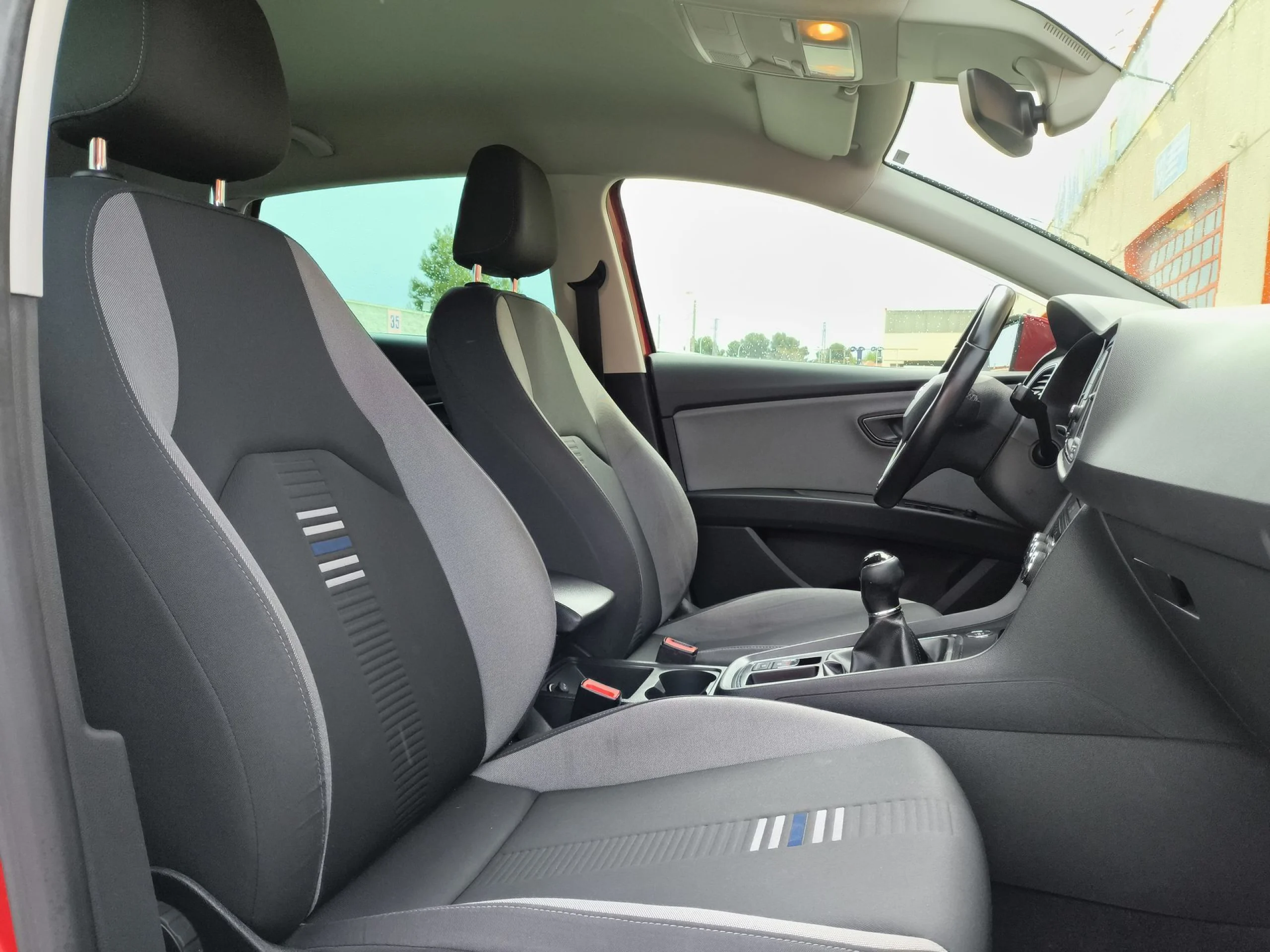 Seat León 1.5 TGI GNC SANDS Style Visio Edition 96 kW (130 CV) - Foto 20